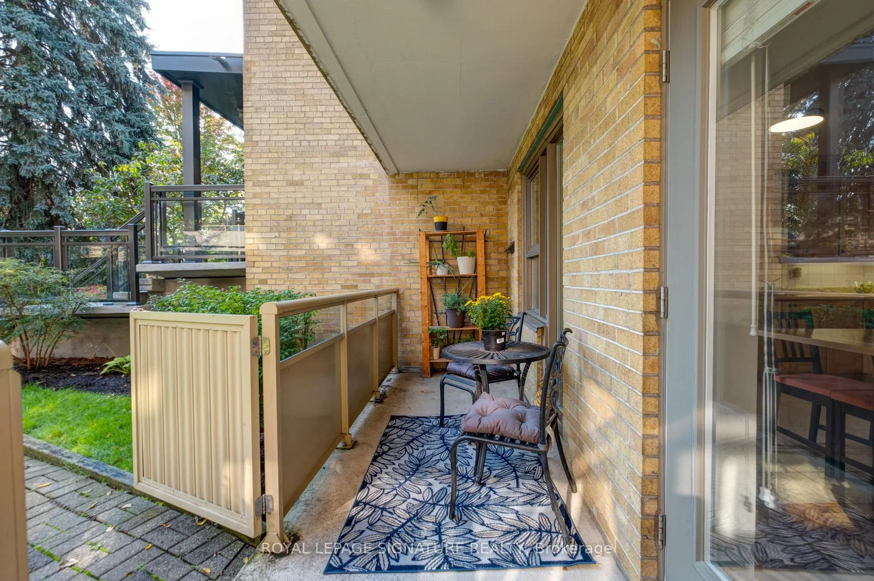 Photo 17 of Unit 3, 8 Corinth Gardens, Toronto, Mount Pleasant East — HOMEH