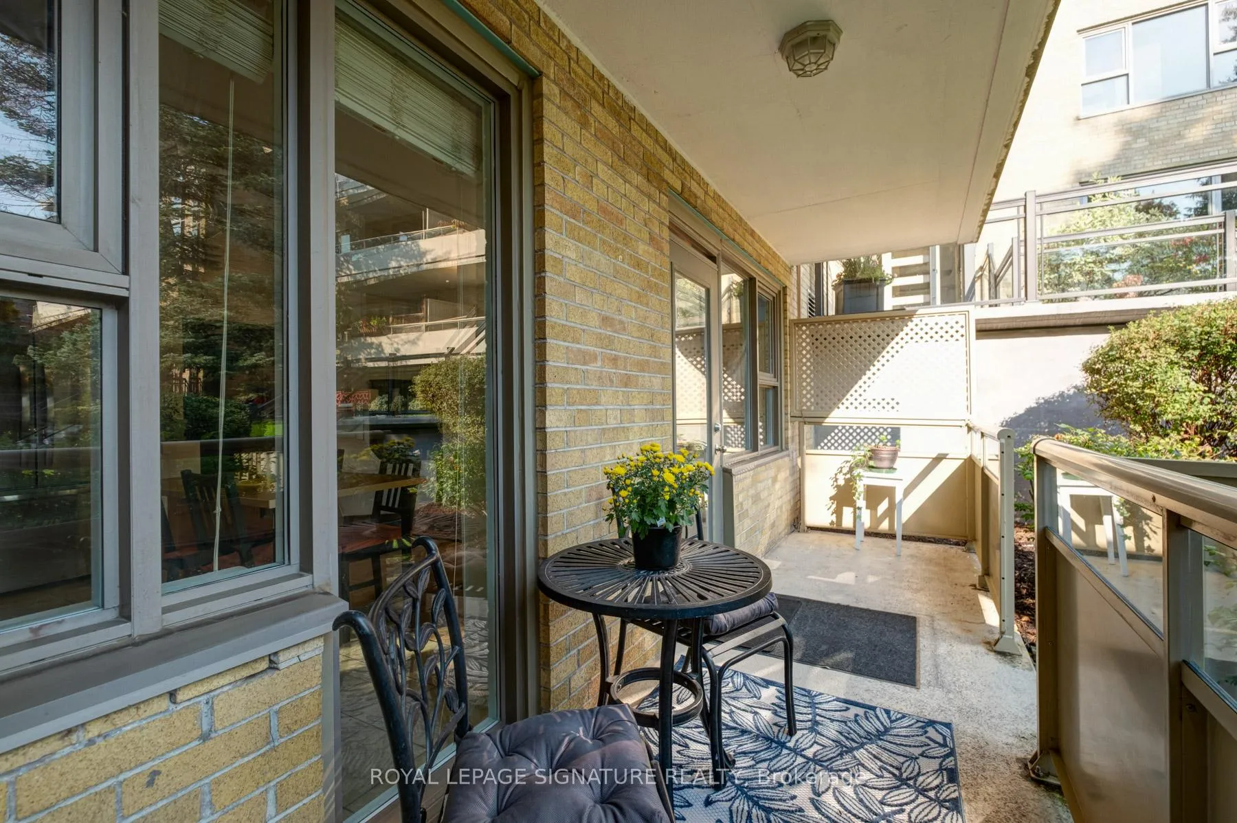 Photo 18 of Unit 3, 8 Corinth Gardens, Toronto, Mount Pleasant East — HOMEH
