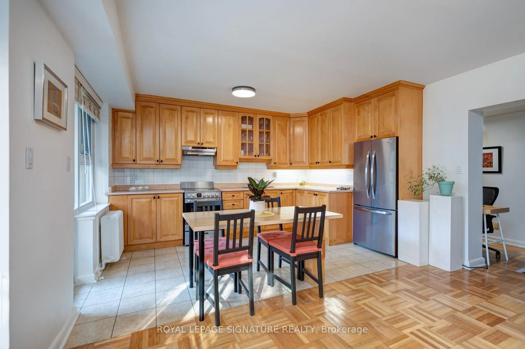 Photo 22 of Unit 3, 8 Corinth Gardens, Toronto, Mount Pleasant East — HOMEH