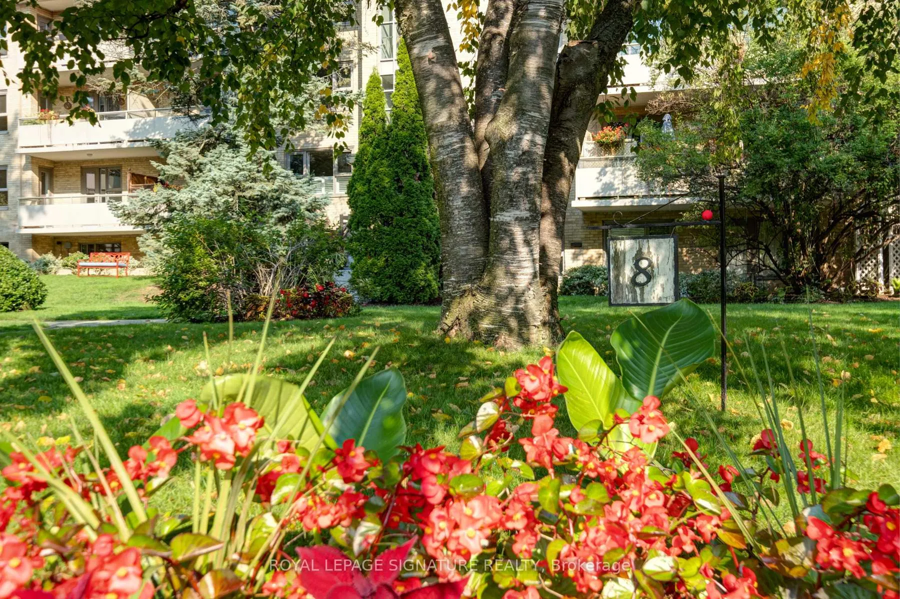 Photo 31 of Unit 3, 8 Corinth Gardens, Toronto, Mount Pleasant East — HOMEH