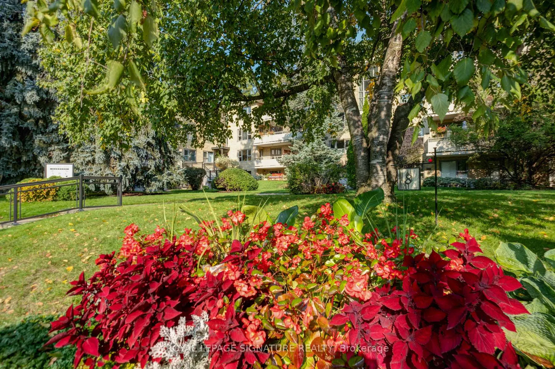 Photo 32 of Unit 3, 8 Corinth Gardens, Toronto, Mount Pleasant East — HOMEH