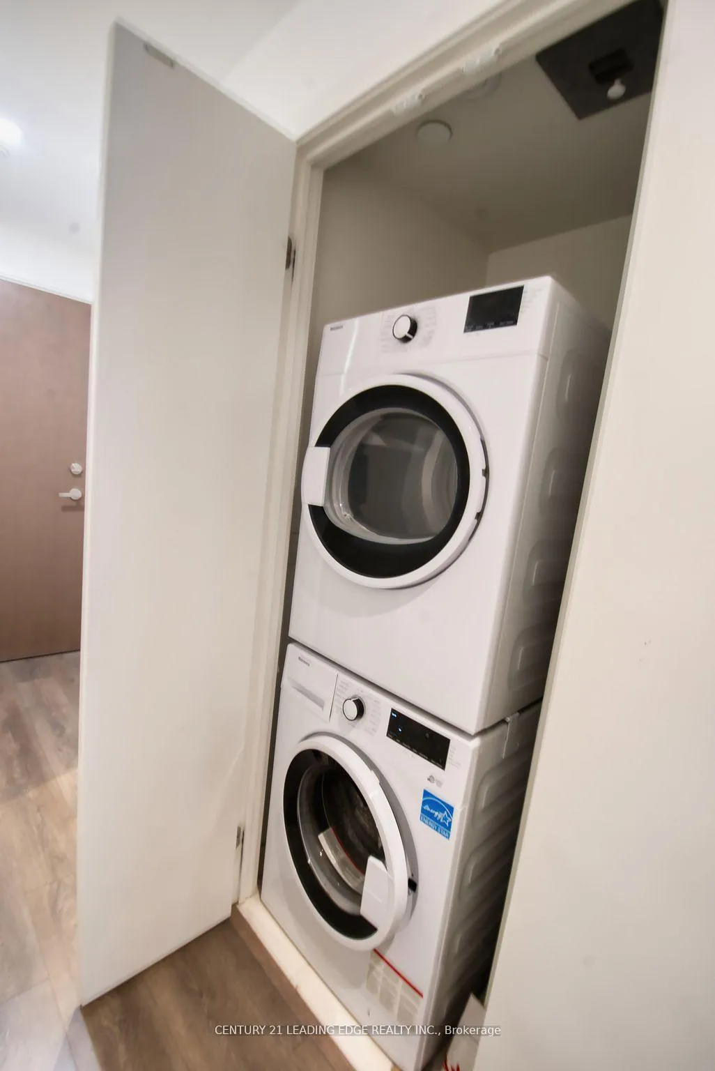 Photo 10 of Unit 2406, 20 Richardson Street, Toronto, Waterfront Communities — HOMEH