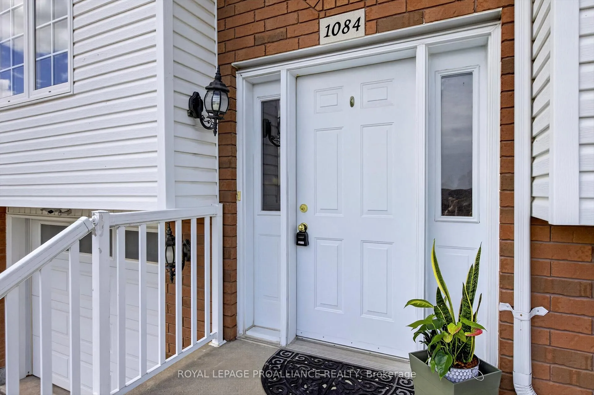 Photo 3 of 1084 Afton Road, Peterborough, Otonabee Ward 1 — HOMEH