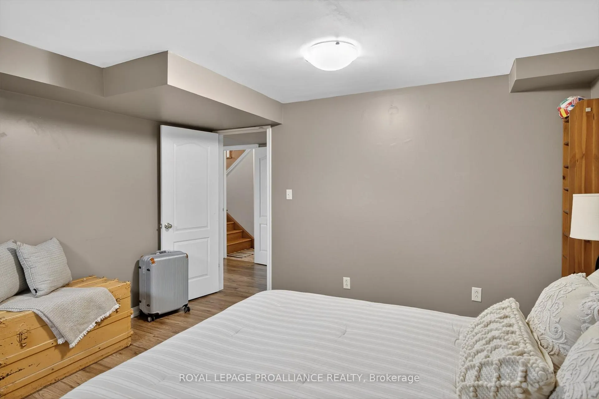 Photo 28 of 1084 Afton Road, Peterborough, Otonabee Ward 1 — HOMEH