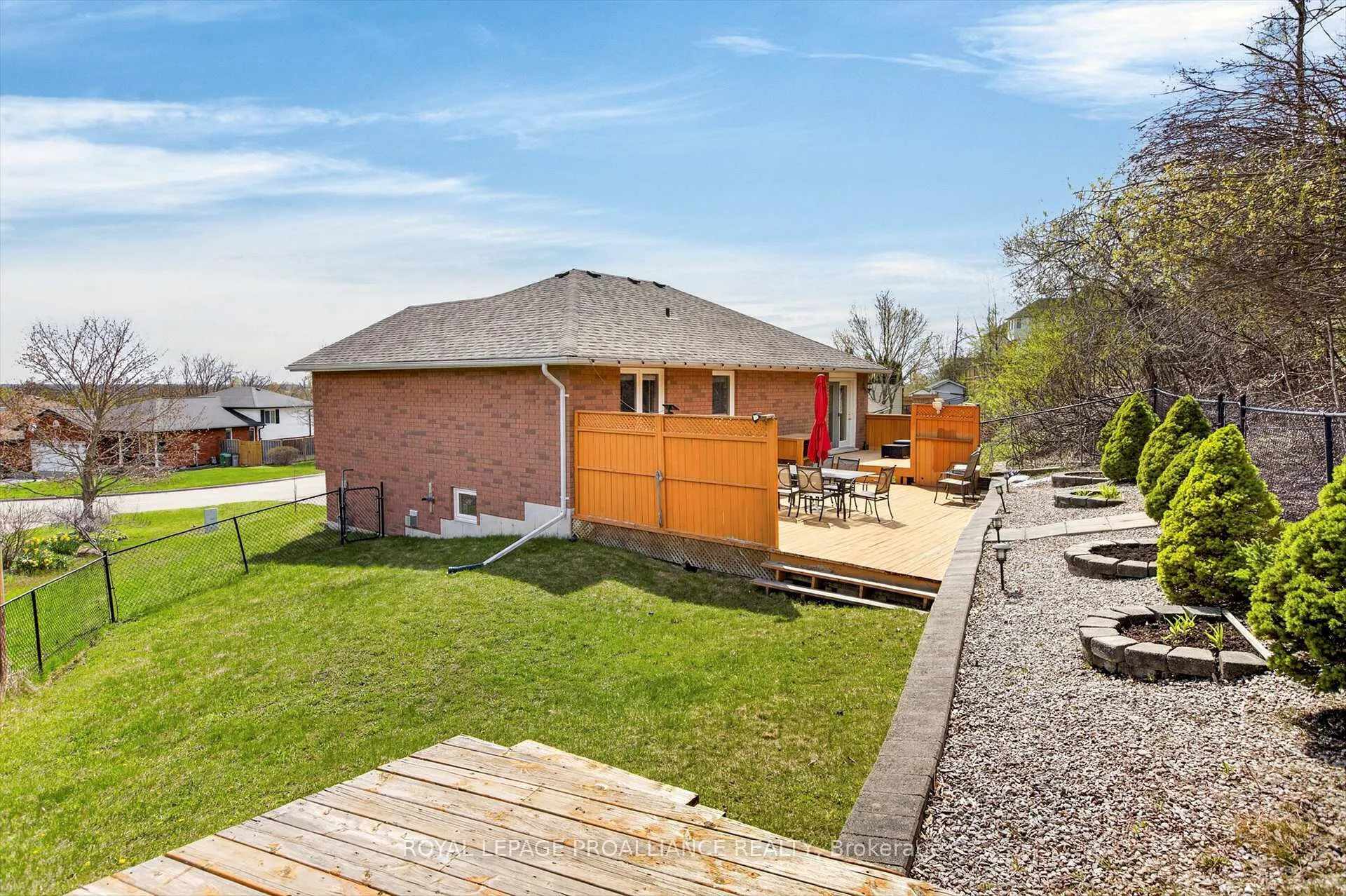 Photo 39 of 1084 Afton Road, Peterborough, Otonabee Ward 1 — HOMEH