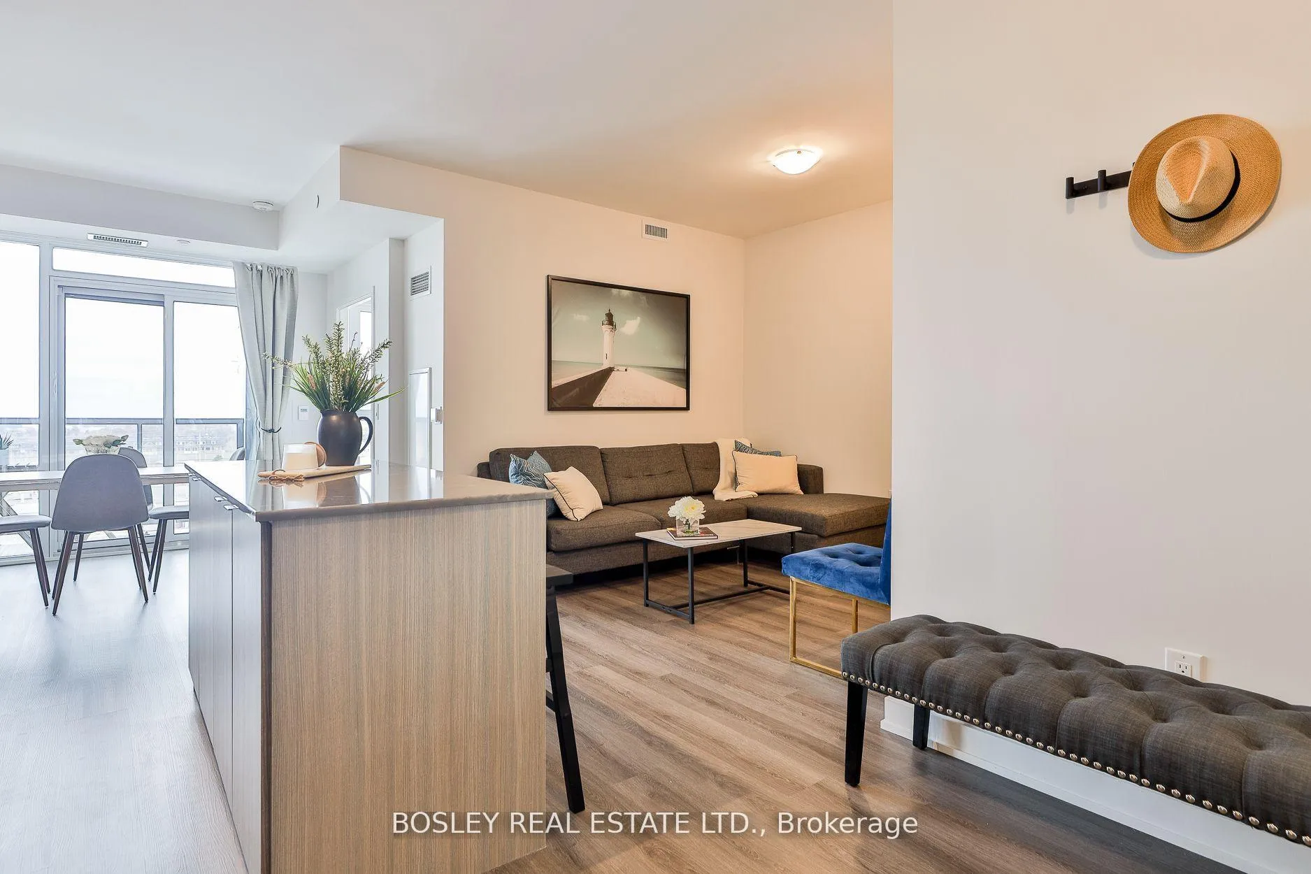 Photo 9 of Unit 612, 859 The Queensway, Etobicoke, Stonegate-Queensway — HOMEH
