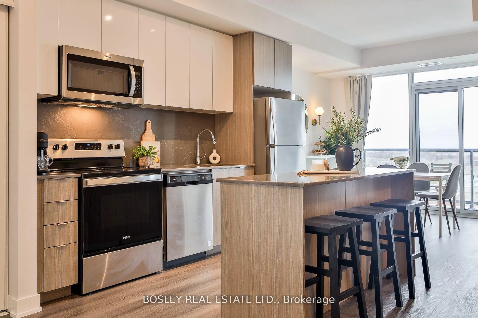 Photo 11 of Unit 612, 859 The Queensway, Etobicoke, Stonegate-Queensway — HOMEH