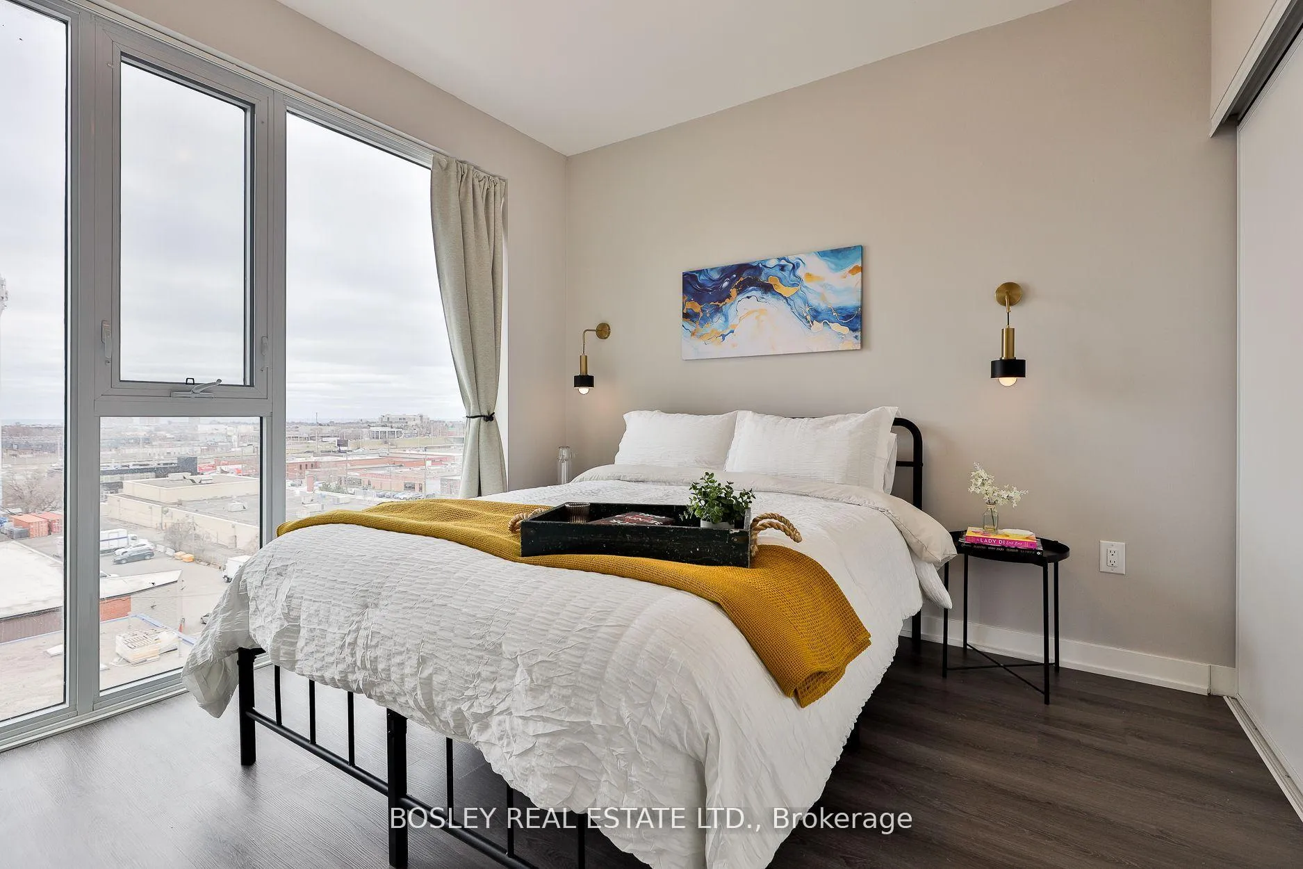 Photo 18 of Unit 612, 859 The Queensway, Etobicoke, Stonegate-Queensway — HOMEH