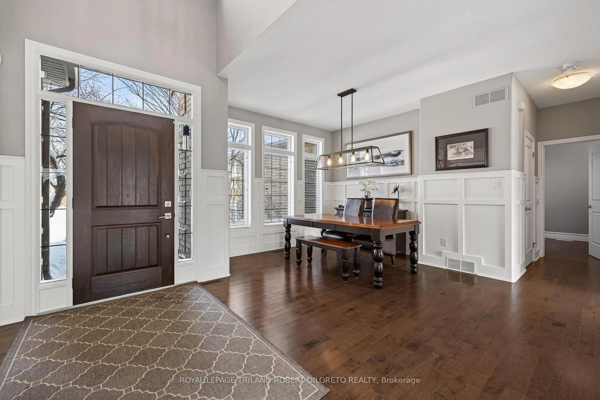 Photo 7 of 56 Fieldstone Crescent S, Middlesex Centre, Komoka — HOMEH