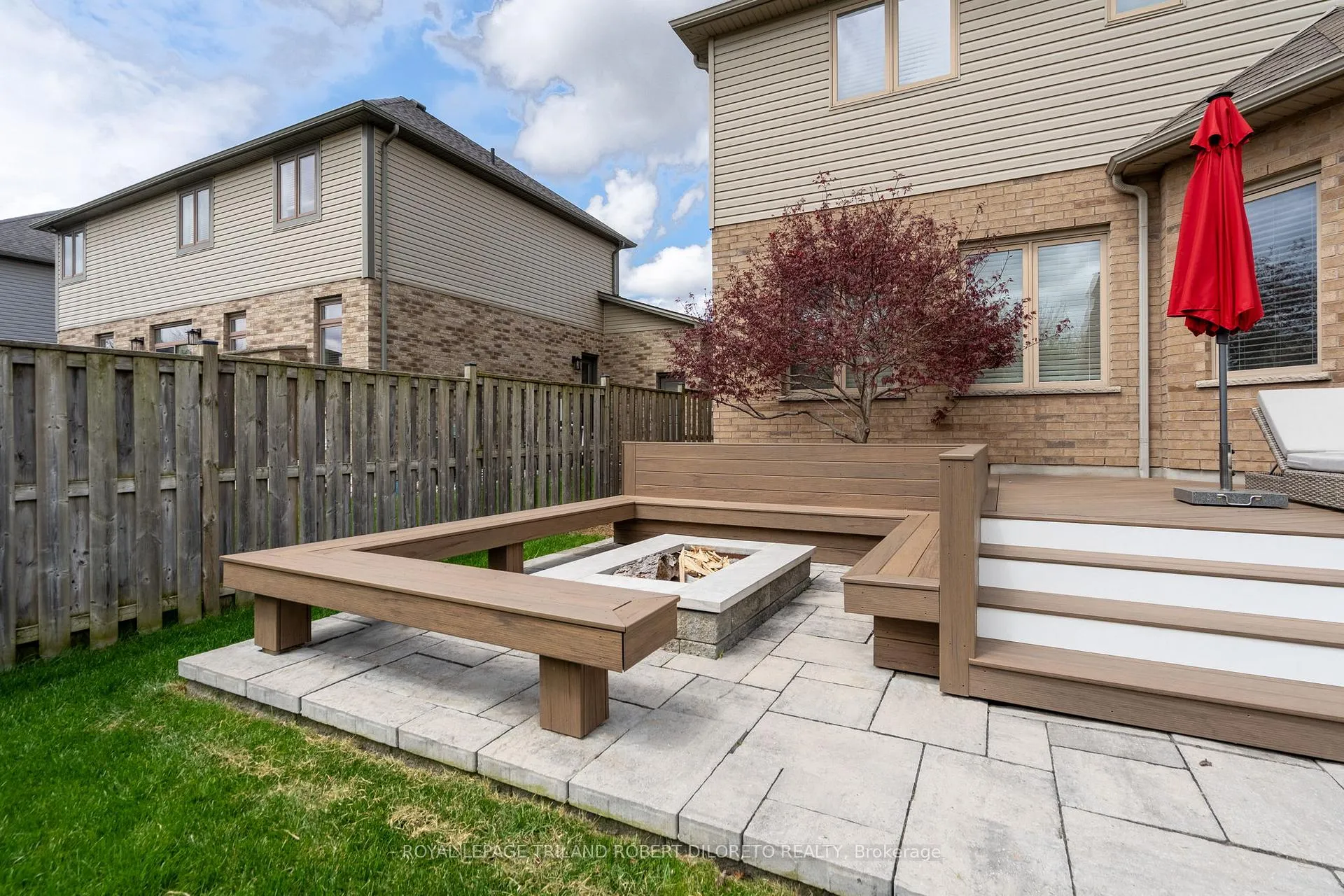 Photo 37 of 56 Fieldstone Crescent S, Middlesex Centre, Komoka — HOMEH