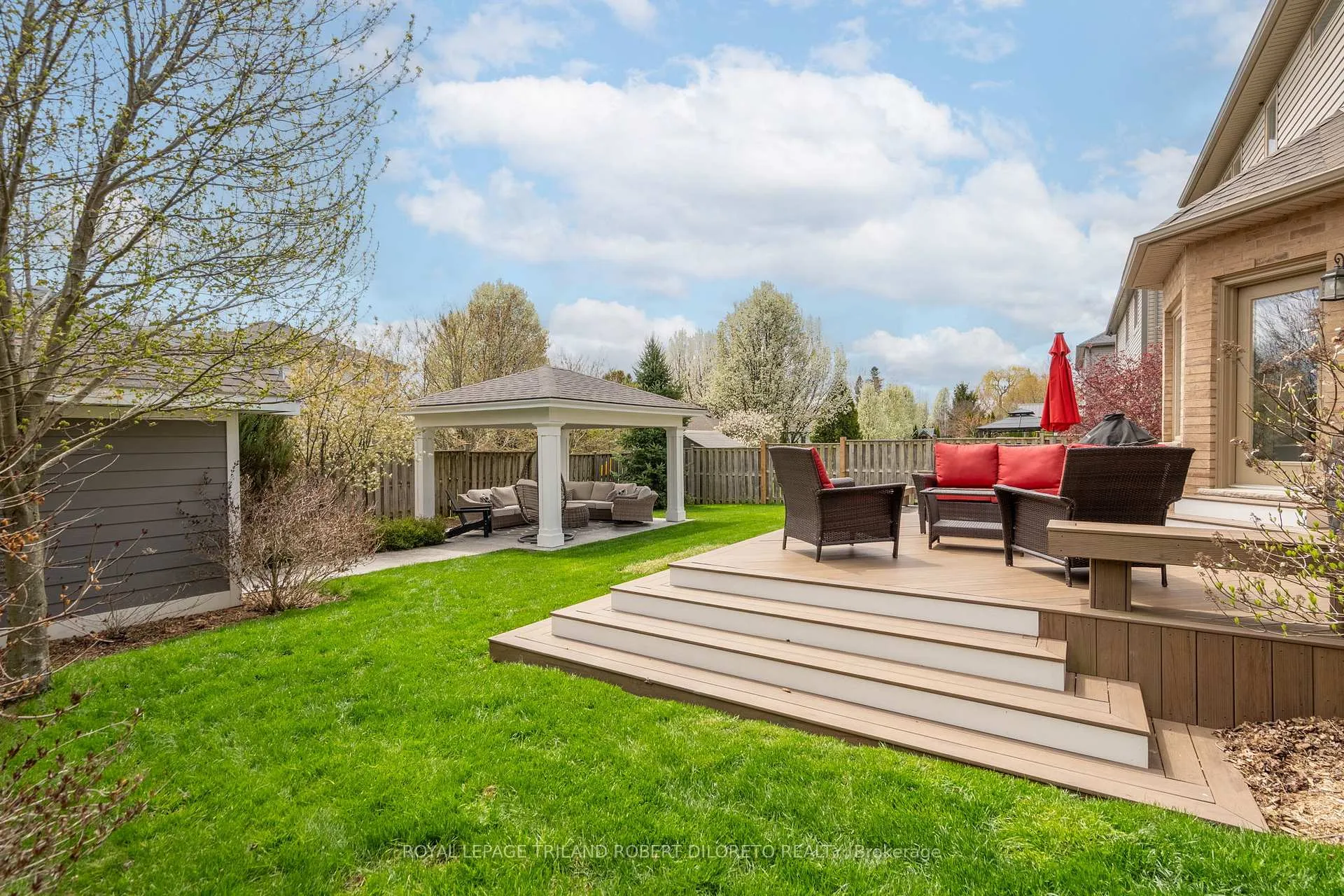 Photo 39 of 56 Fieldstone Crescent S, Middlesex Centre, Komoka — HOMEH