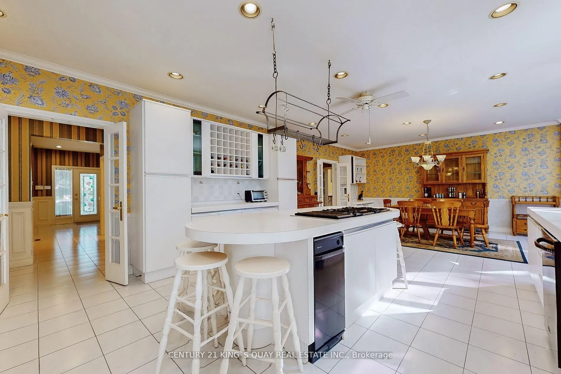 Photo 8 of 20 limcombe Drive, Markham, Bayview Glen — HOMEH