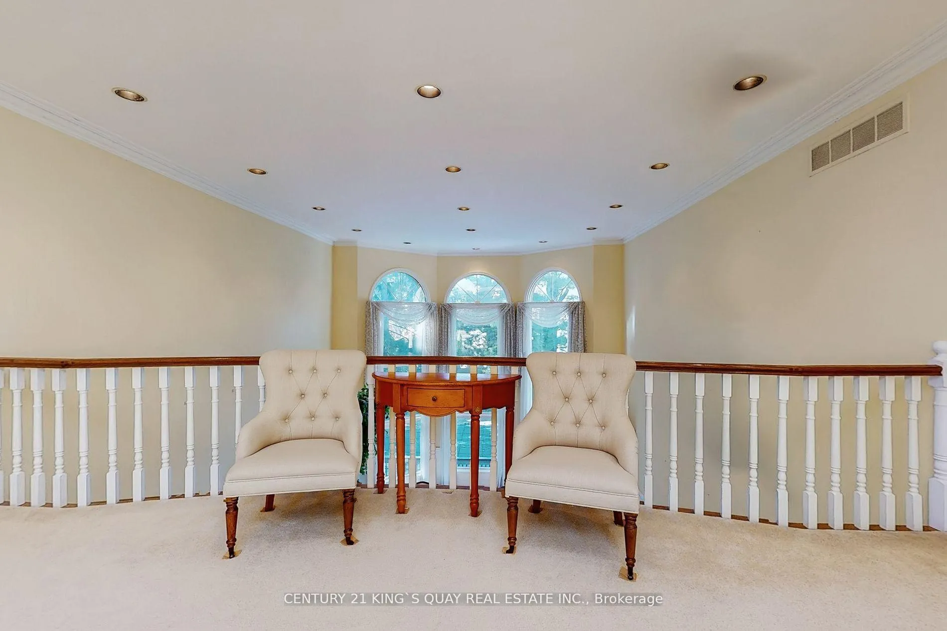 Photo 14 of 20 limcombe Drive, Markham, Bayview Glen — HOMEH