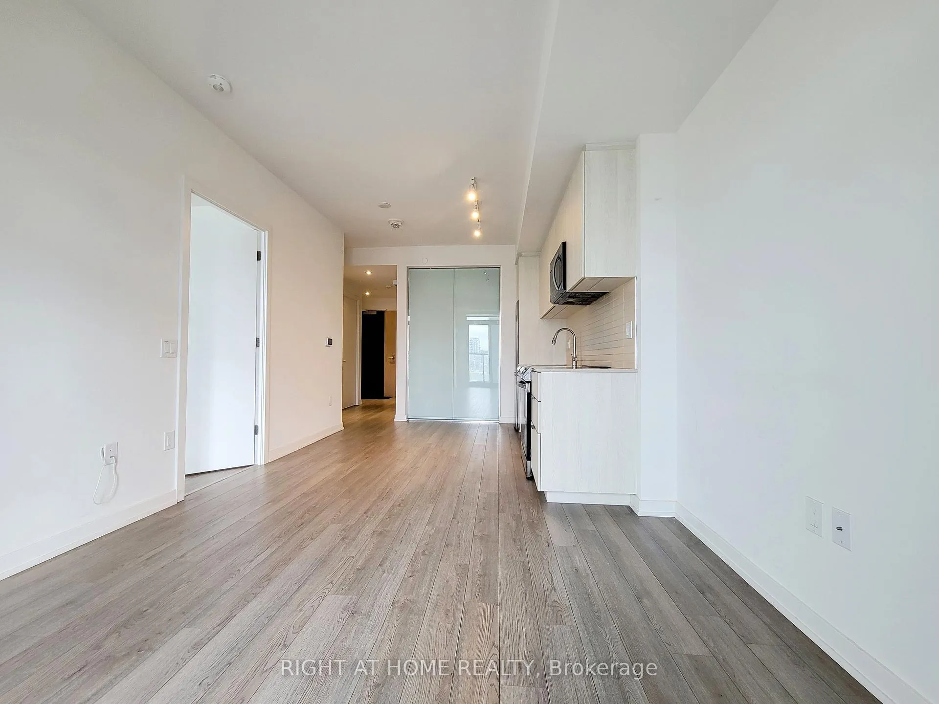 Photo 2 of Unit 1129, 50 Power Street, Toronto, Moss Park — HOMEH
