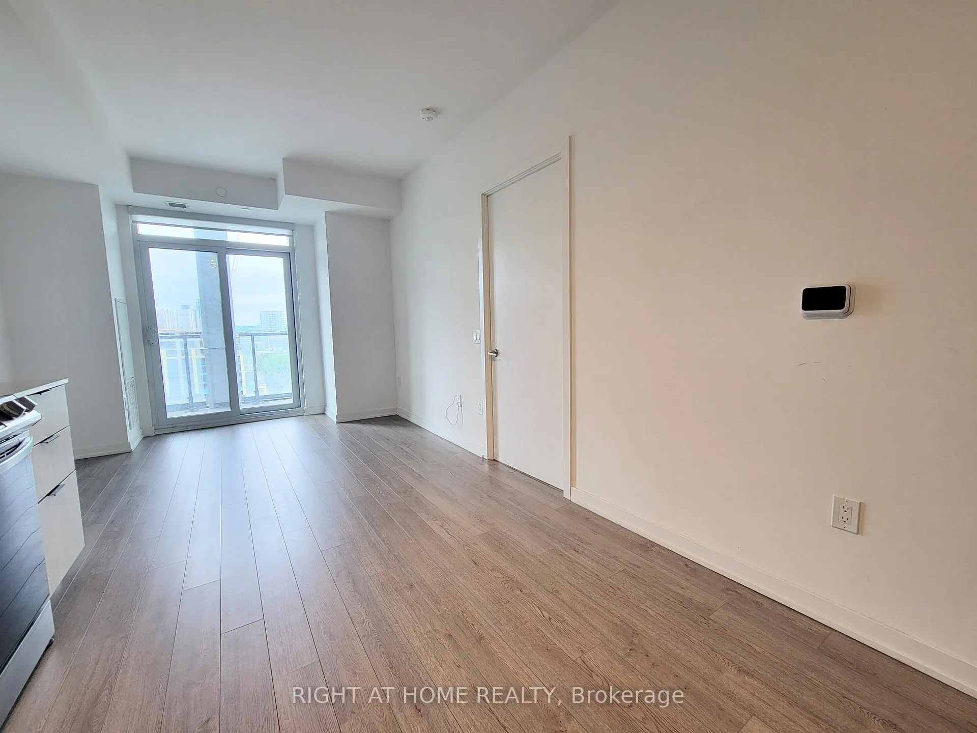 Photo 7 of Unit 1129, 50 Power Street, Toronto, Moss Park — HOMEH