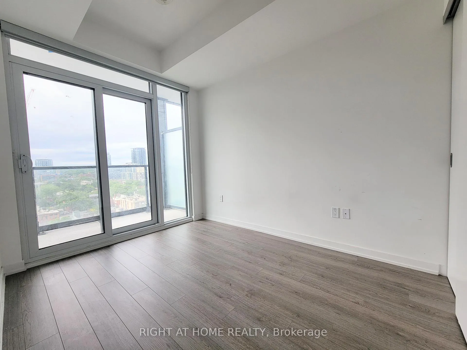 Photo 11 of Unit 1129, 50 Power Street, Toronto, Moss Park — HOMEH