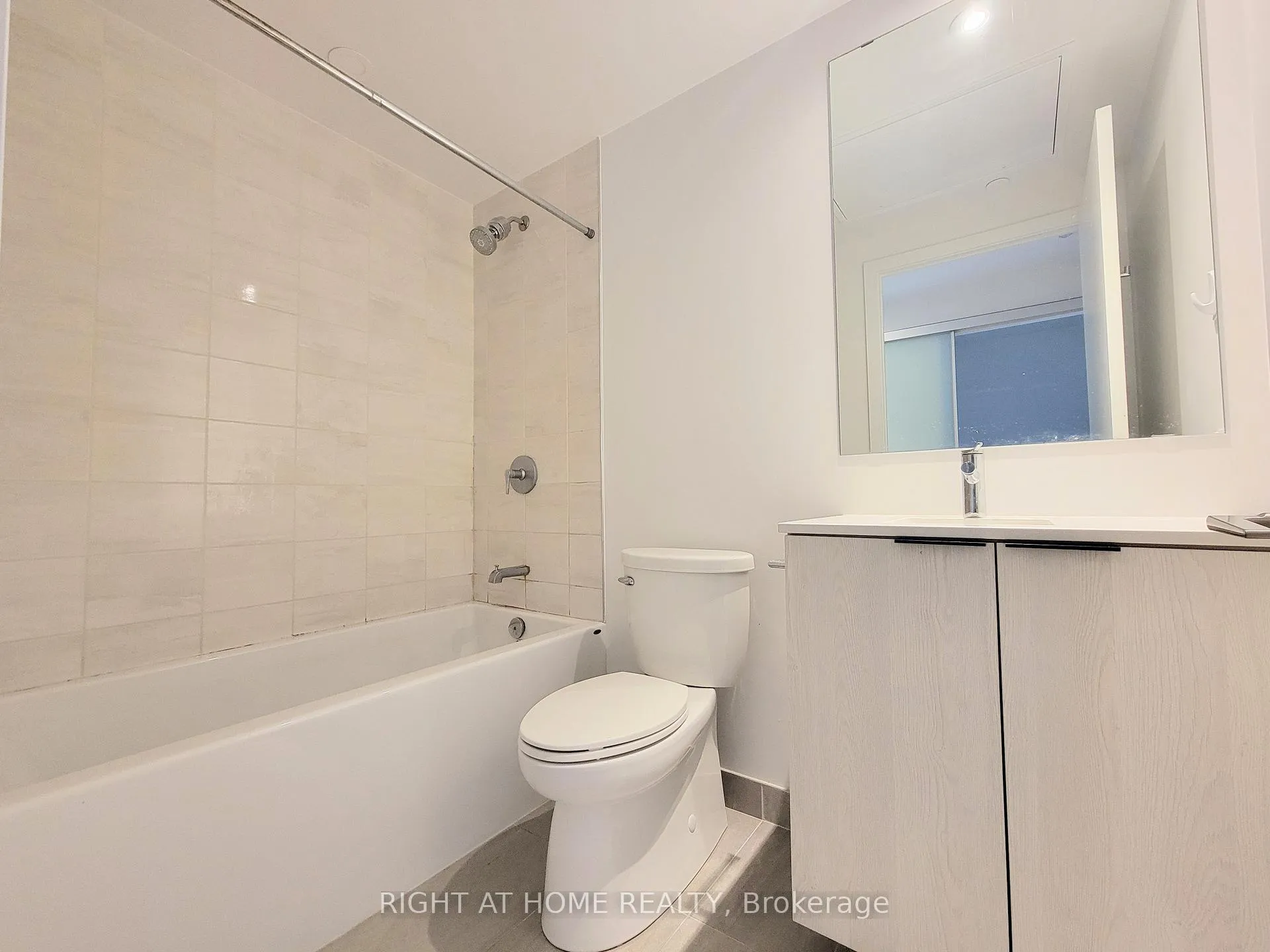 Photo 19 of Unit 1129, 50 Power Street, Toronto, Moss Park — HOMEH