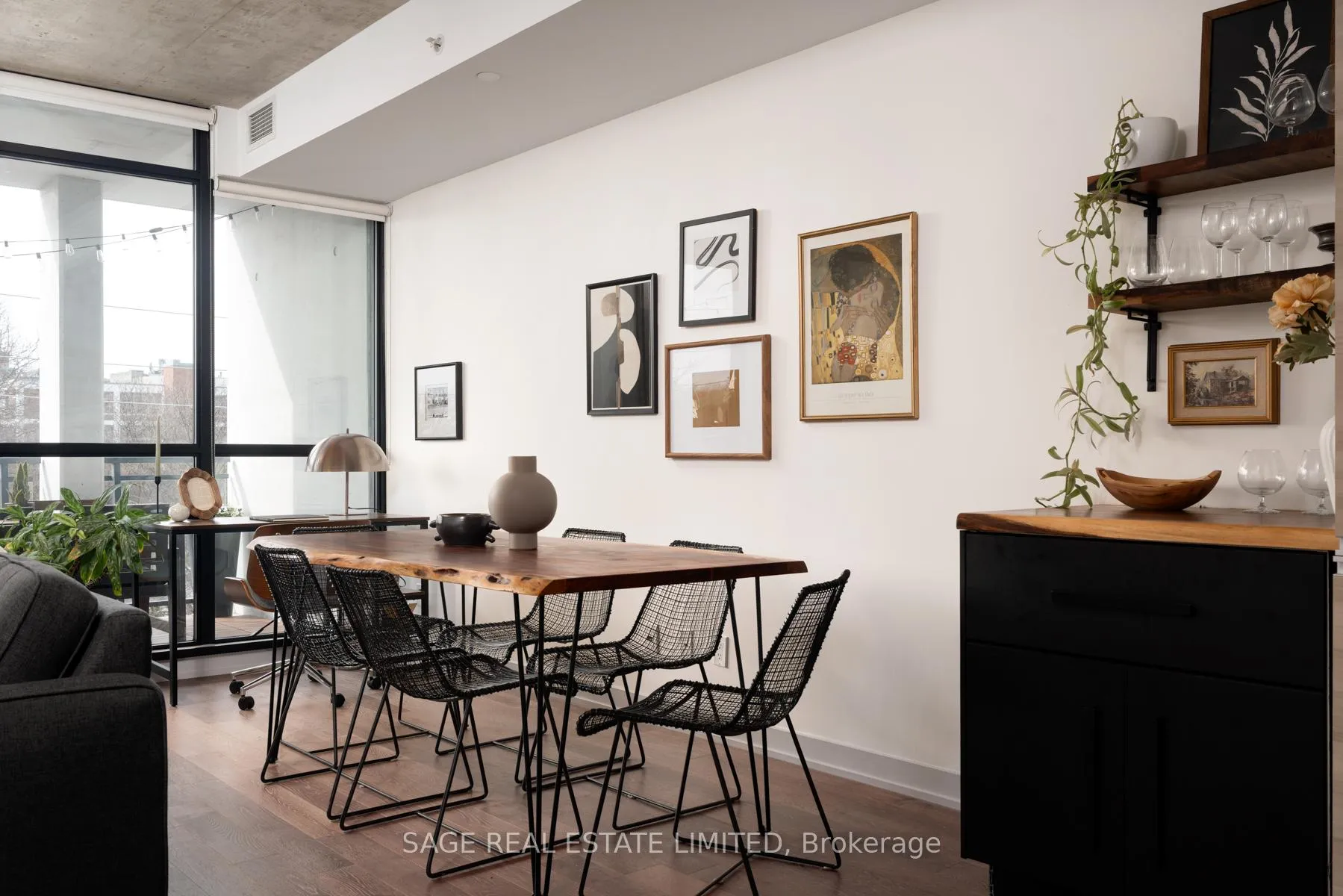 Photo 5 of Unit 403, 1238 Dundas Street E, Toronto, South Riverdale — HOMEH