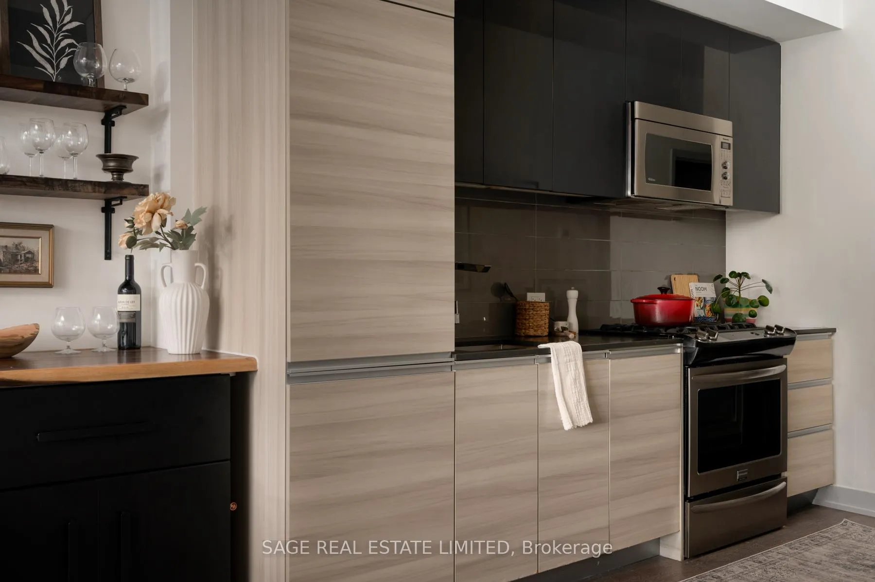 Photo 17 of Unit 403, 1238 Dundas Street E, Toronto, South Riverdale — HOMEH