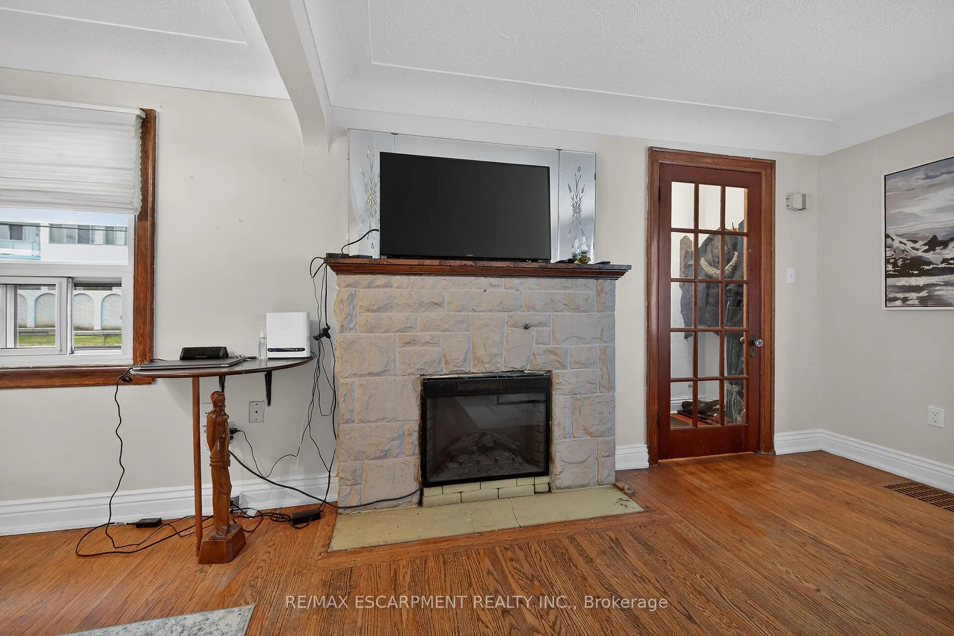 Photo 10 of 144 Hunter Street W, Hamilton, Durand — HOMEH