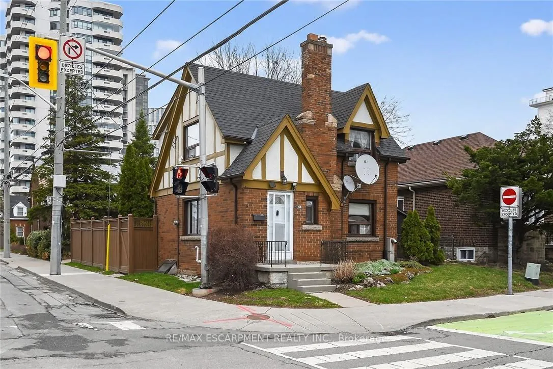 Photo 47 of 144 Hunter Street W, Hamilton, Durand — HOMEH