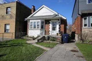 Photo 3 of 220 Donlands Avenue, Toronto, Danforth Village-East York — HOMEH