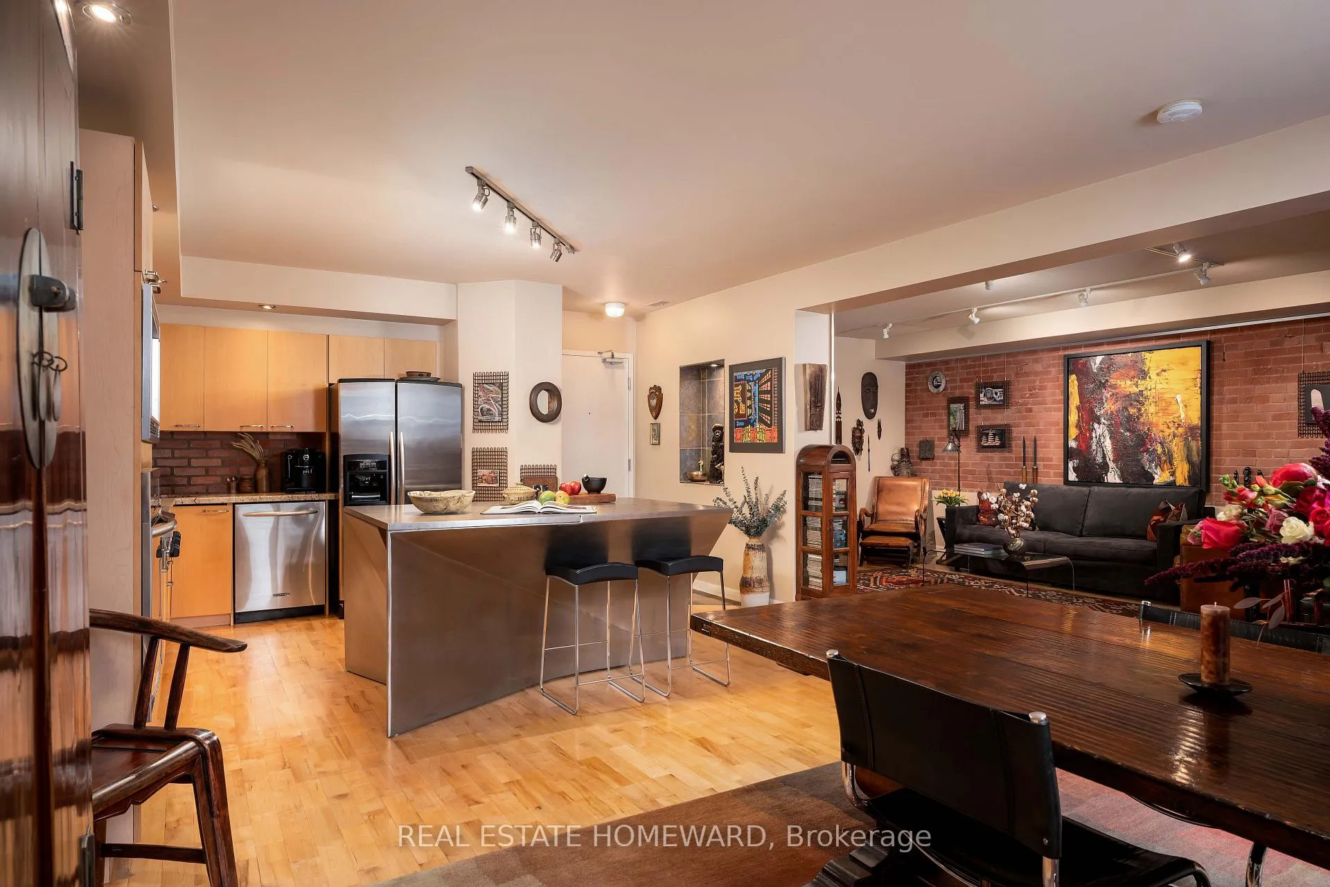 Photo 8 of Unit 112, 660 Pape Avenue, Toronto, North Riverdale — HOMEH