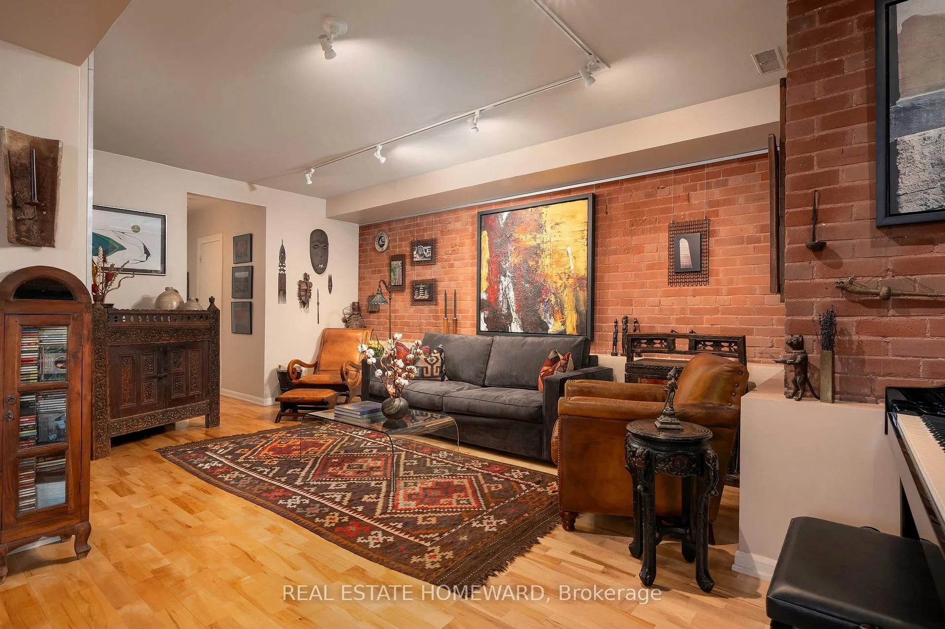 Photo 10 of Unit 112, 660 Pape Avenue, Toronto, North Riverdale — HOMEH