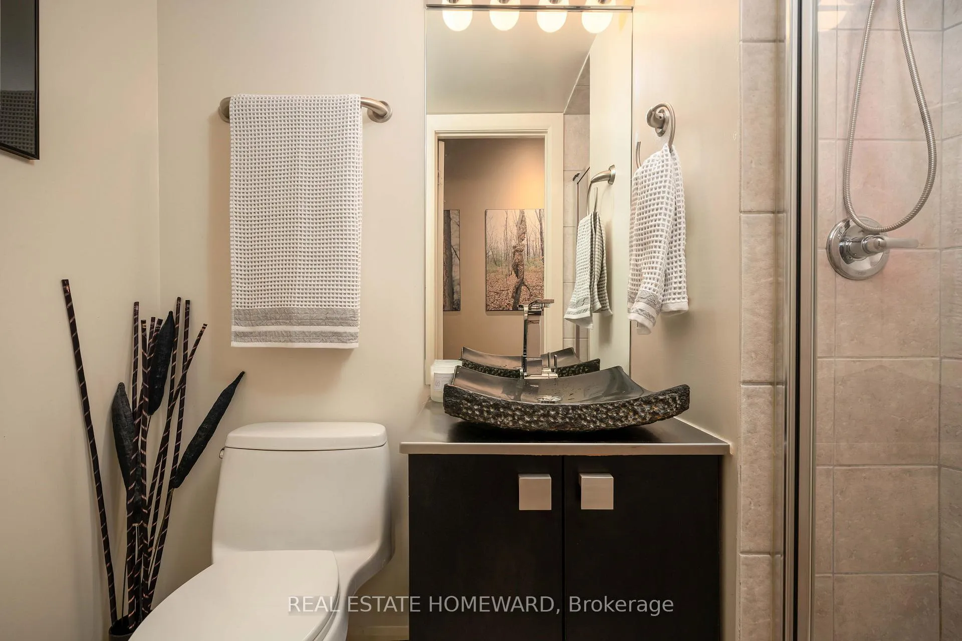 Photo 11 of Unit 112, 660 Pape Avenue, Toronto, North Riverdale — HOMEH