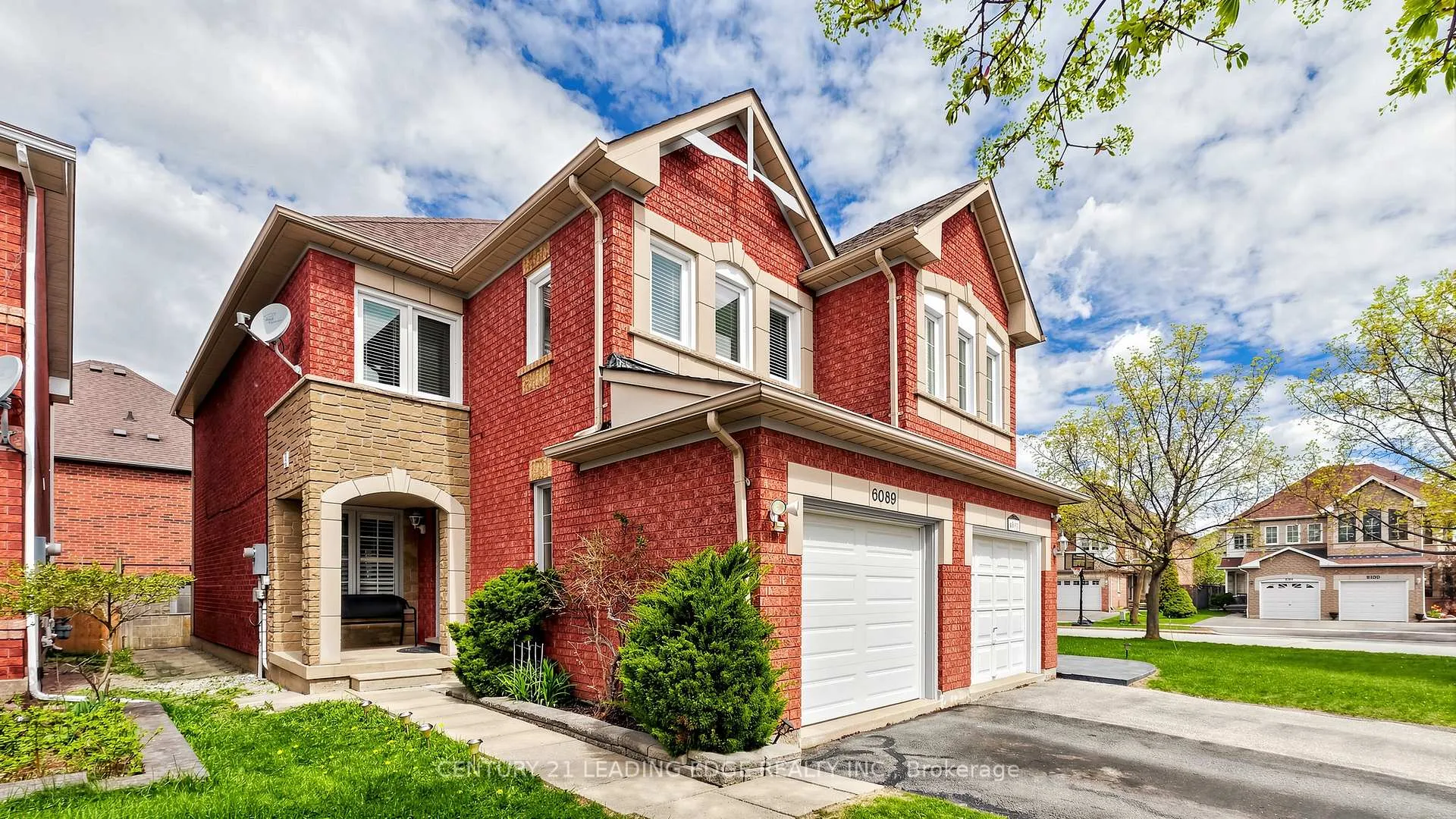 Photo 2 of 6089 Clover Ridge Crescent, Mississauga, Lisgar — HOMEH
