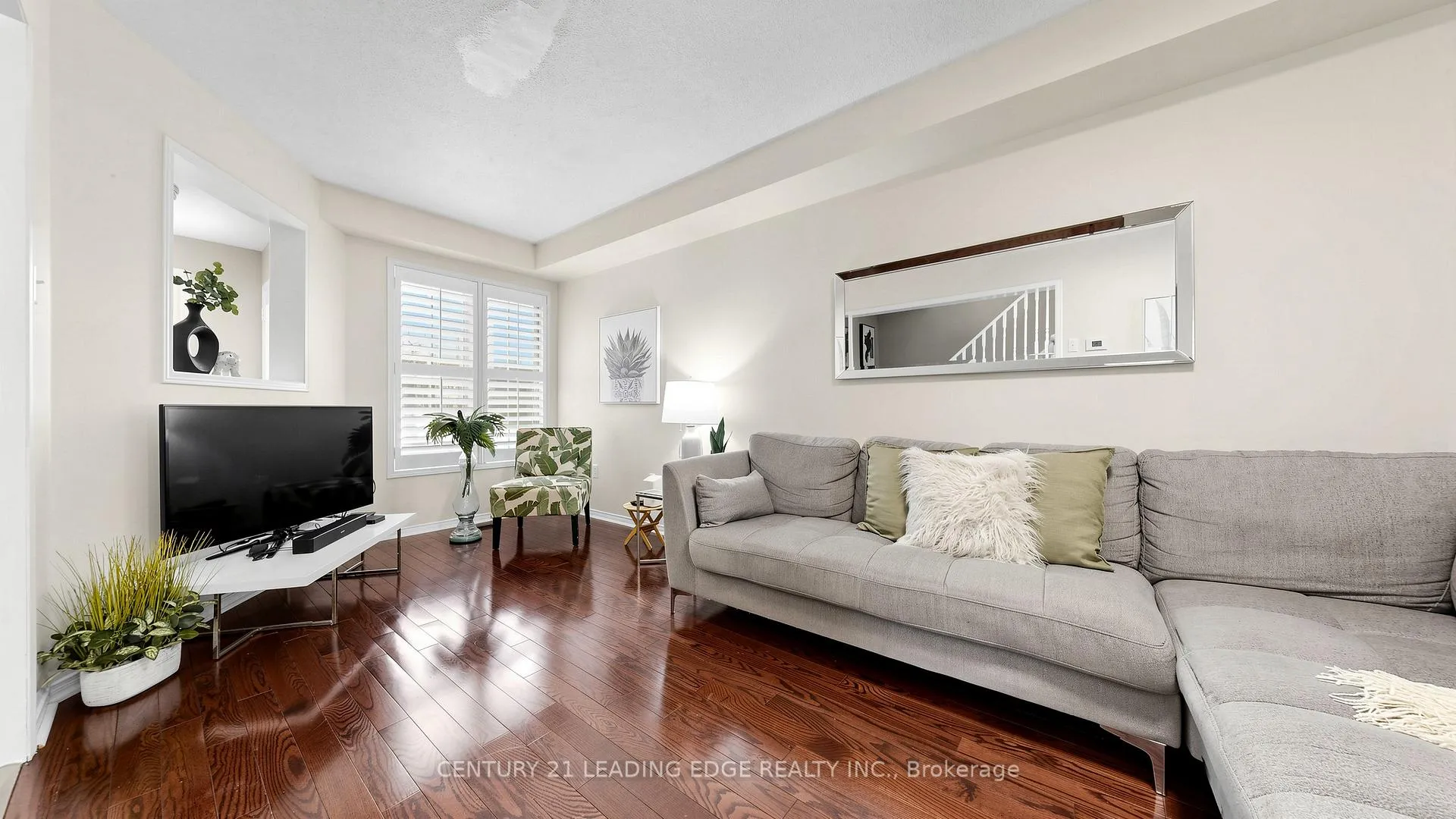 Photo 3 of 6089 Clover Ridge Crescent, Mississauga, Lisgar — HOMEH