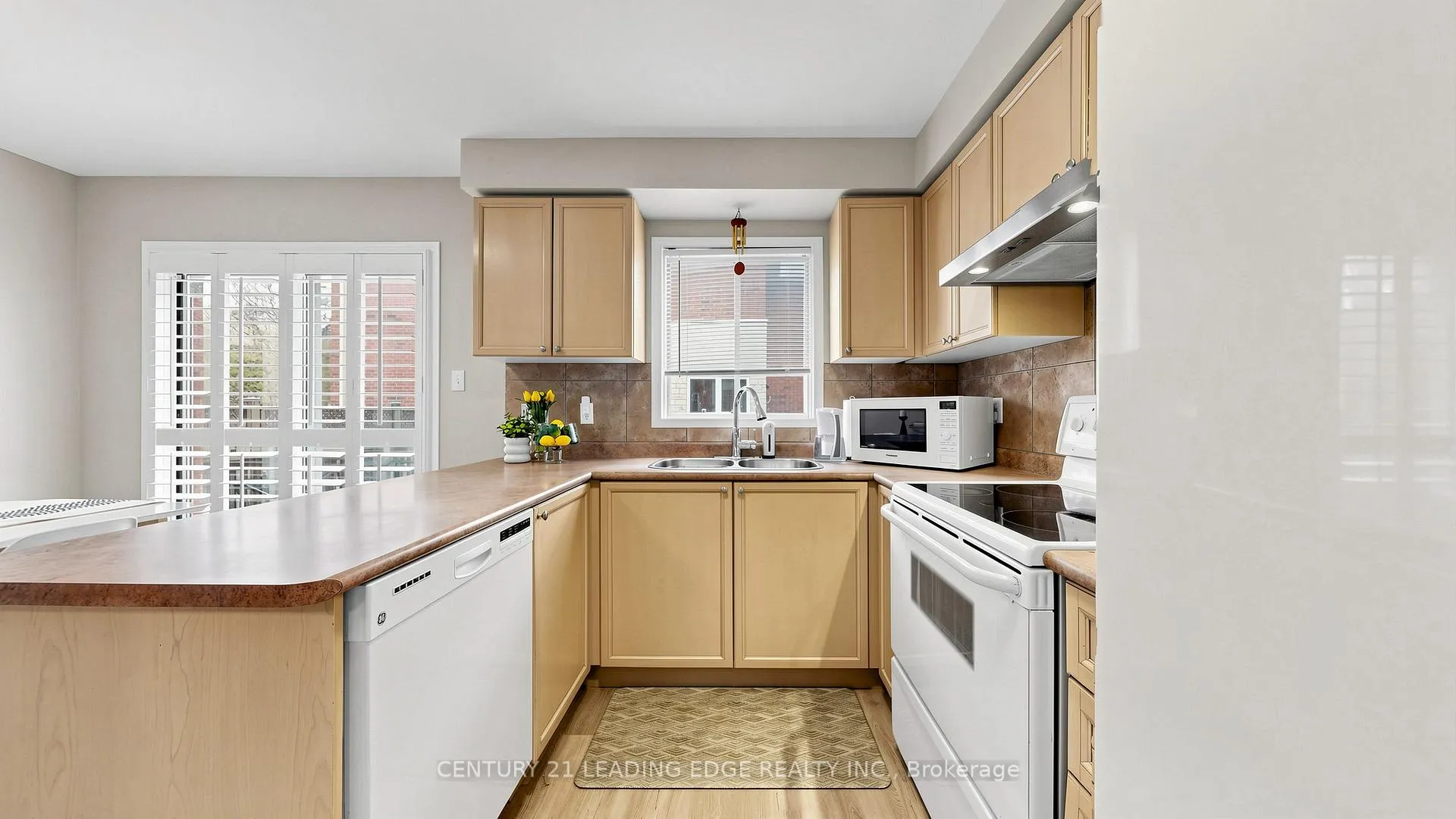 Photo 7 of 6089 Clover Ridge Crescent, Mississauga, Lisgar — HOMEH