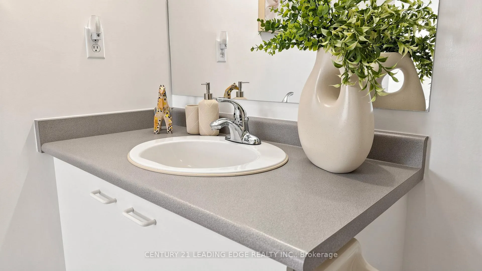 Photo 27 of 6089 Clover Ridge Crescent, Mississauga, Lisgar — HOMEH