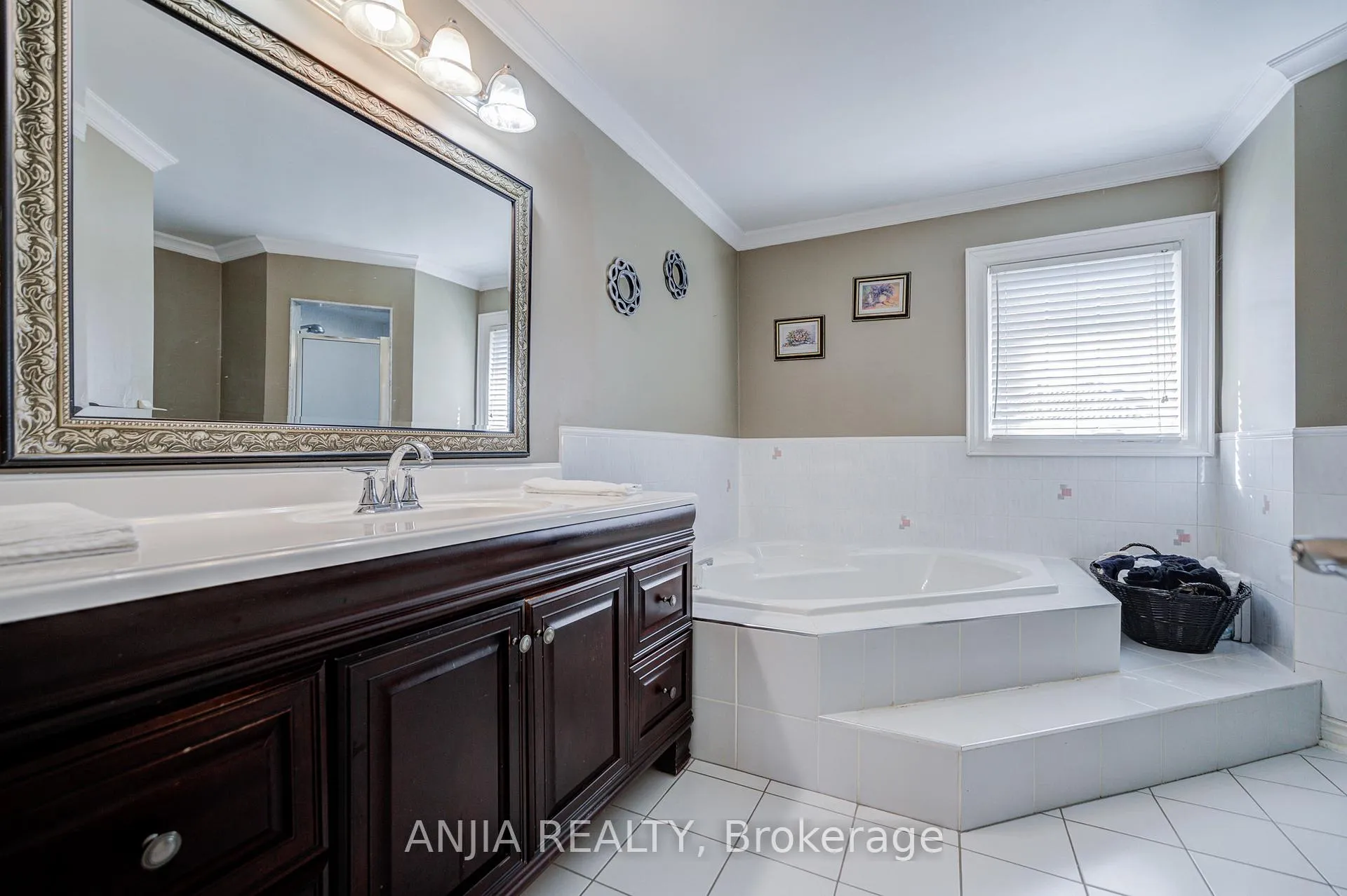 Photo 34 of 55 Atlantic Avenue, Markham, Markville — HOMEH