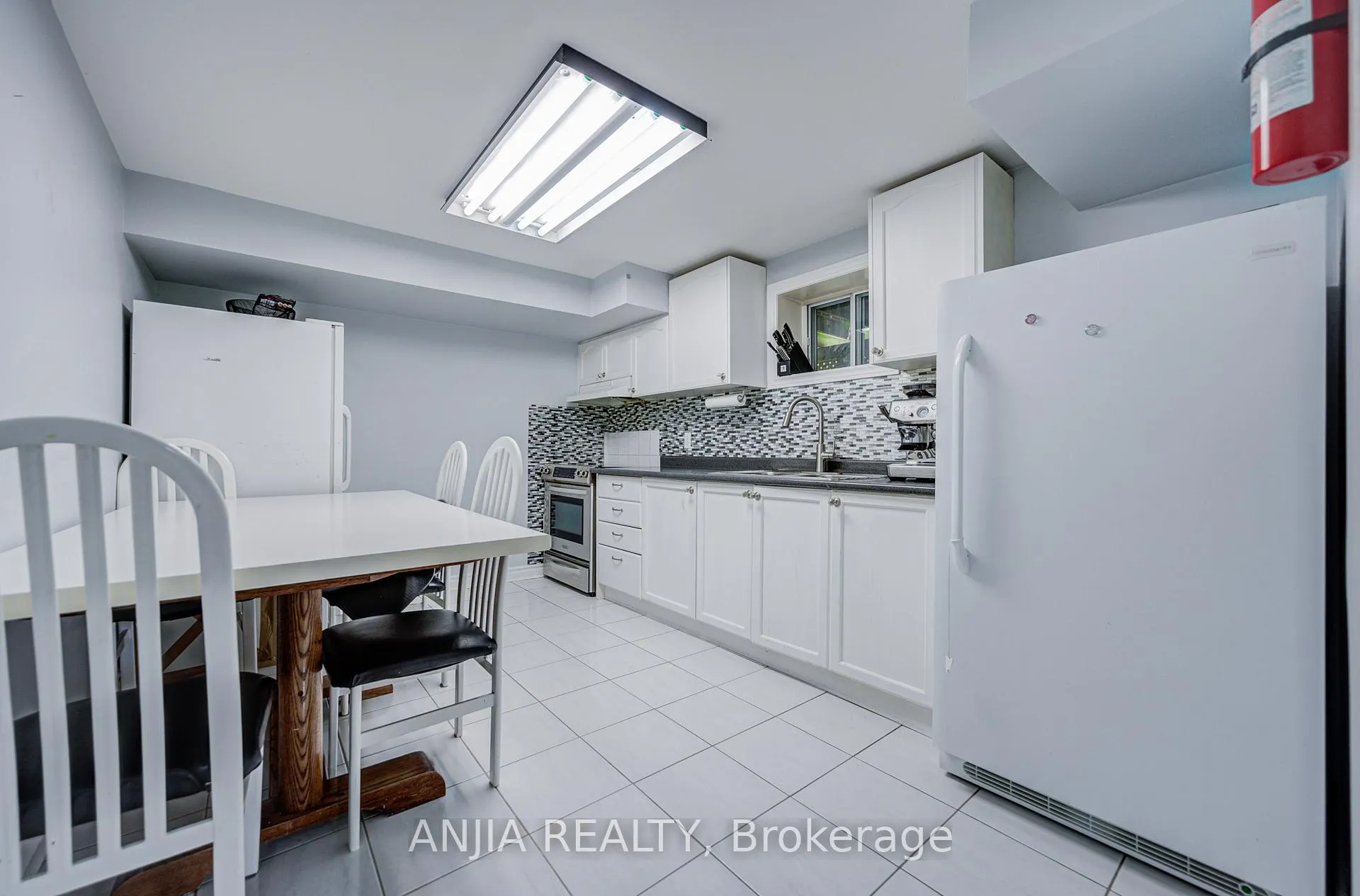Photo 47 of 55 Atlantic Avenue, Markham, Markville — HOMEH