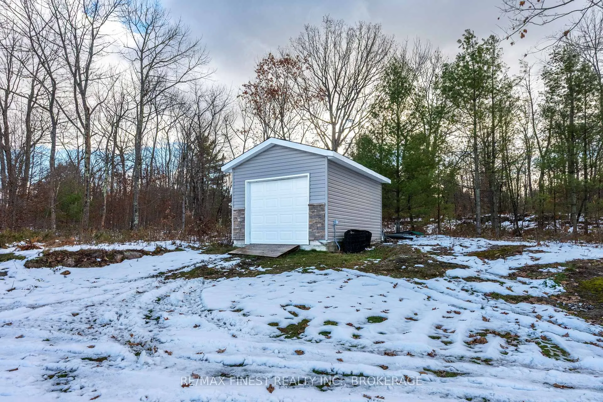 Photo 39 of 1557 Long Lake Road, Frontenac, Frontenac Centre — HOMEH