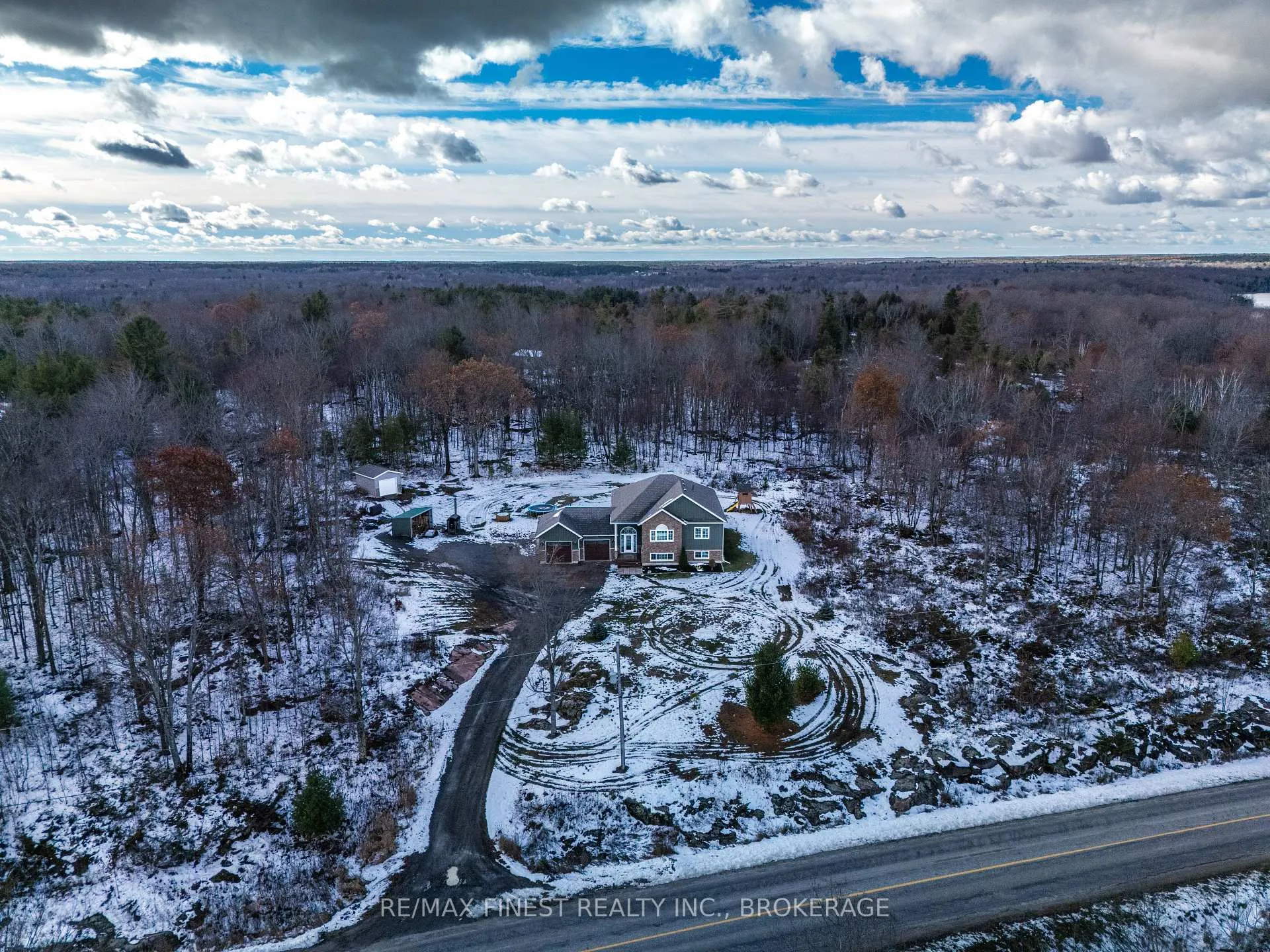Photo 45 of 1557 Long Lake Road, Frontenac, Frontenac Centre — HOMEH