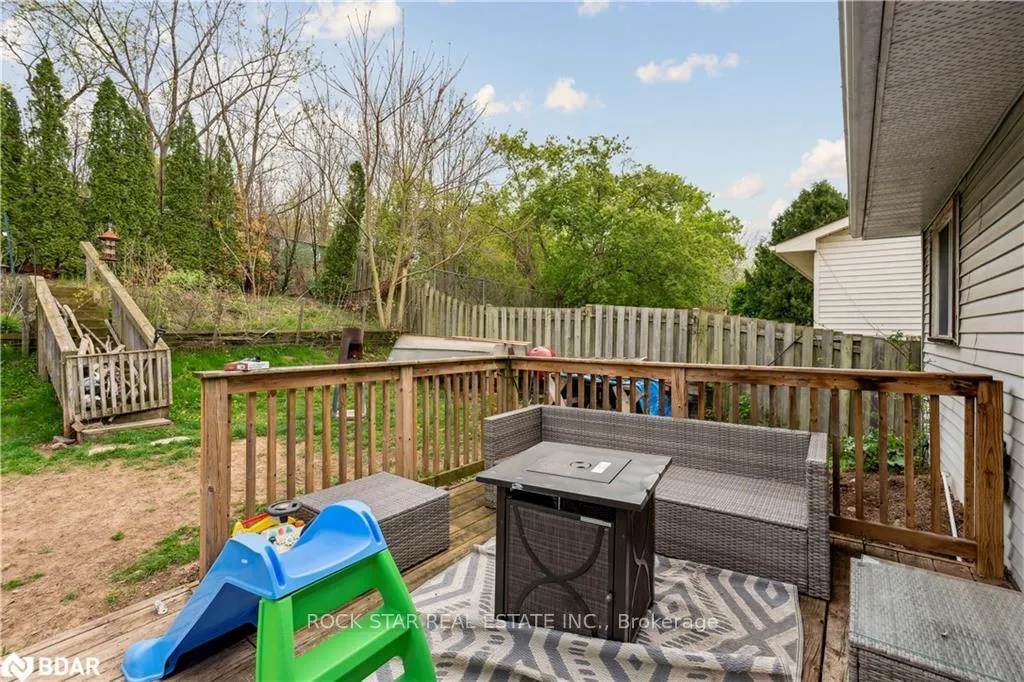 Photo 19 of 32 Hemlock Street, St. Catharines, Burleigh Hill — HOMEH
