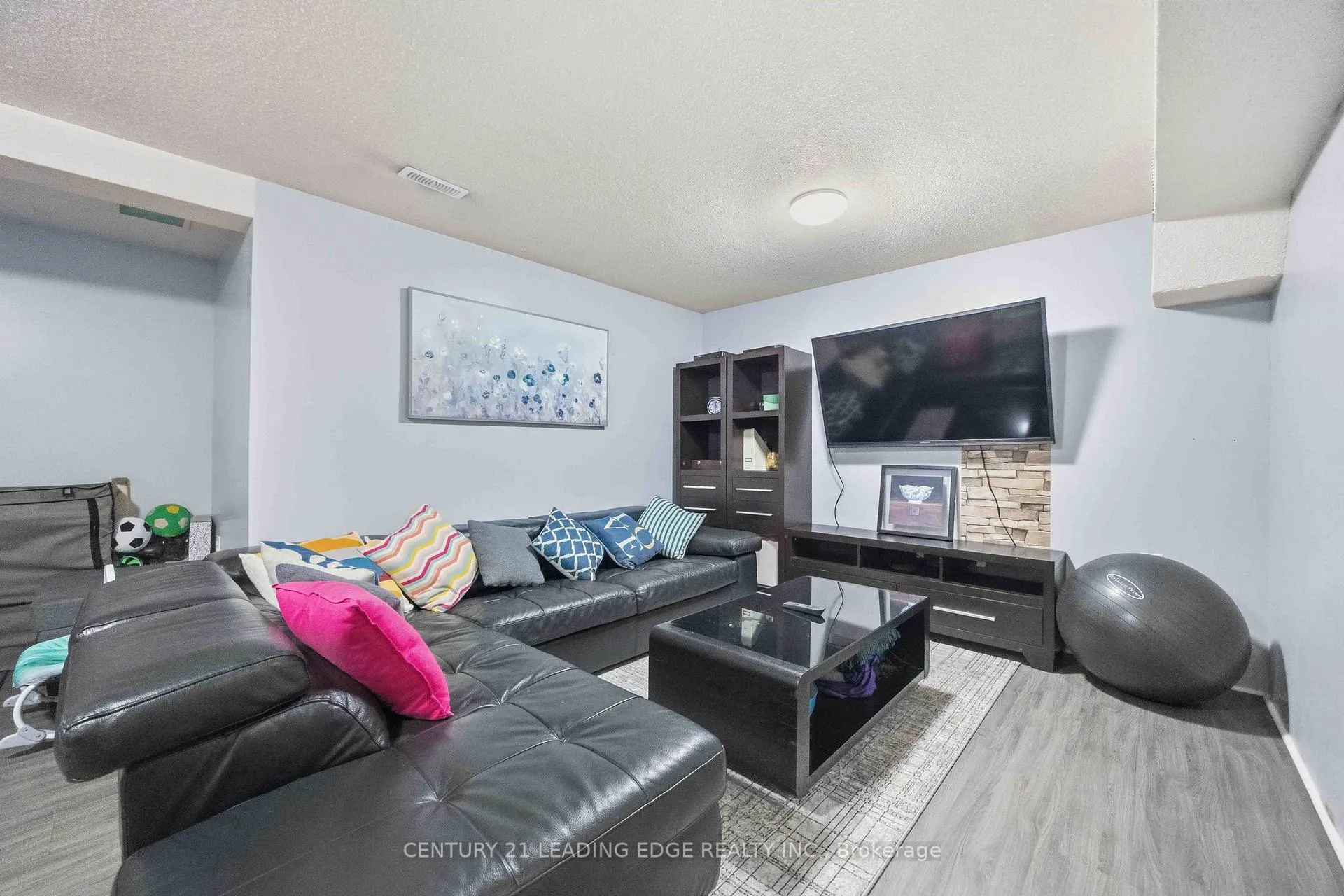 Photo 32 of 1334 Pinehurst Avenue, Oshawa, Donevan — HOMEH