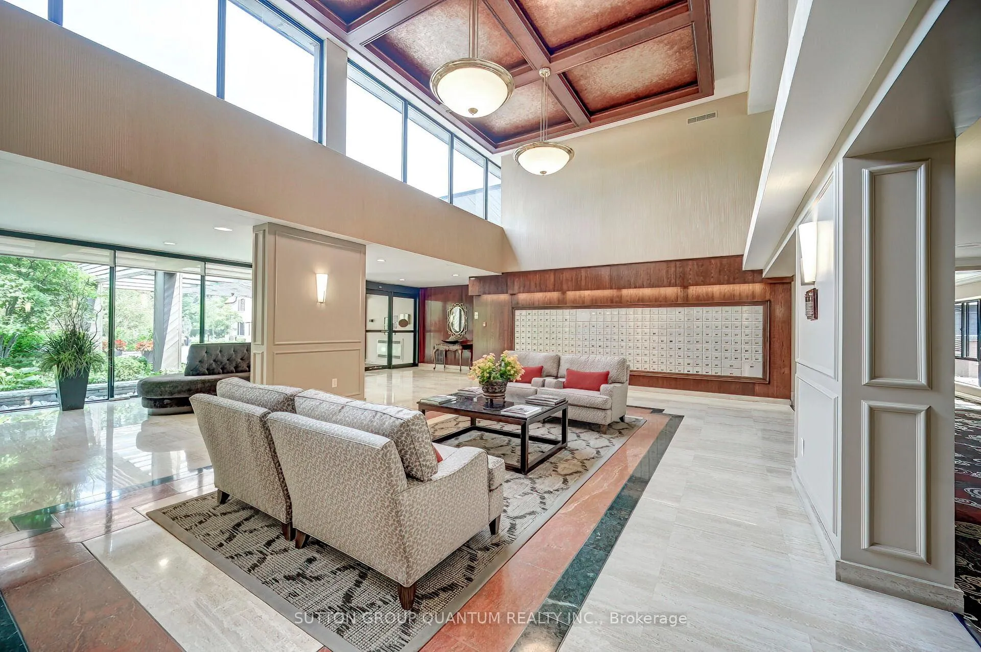 Photo 4 of Unit 616, 1400 Dixie Road, Mississauga, Lakeview — HOMEH