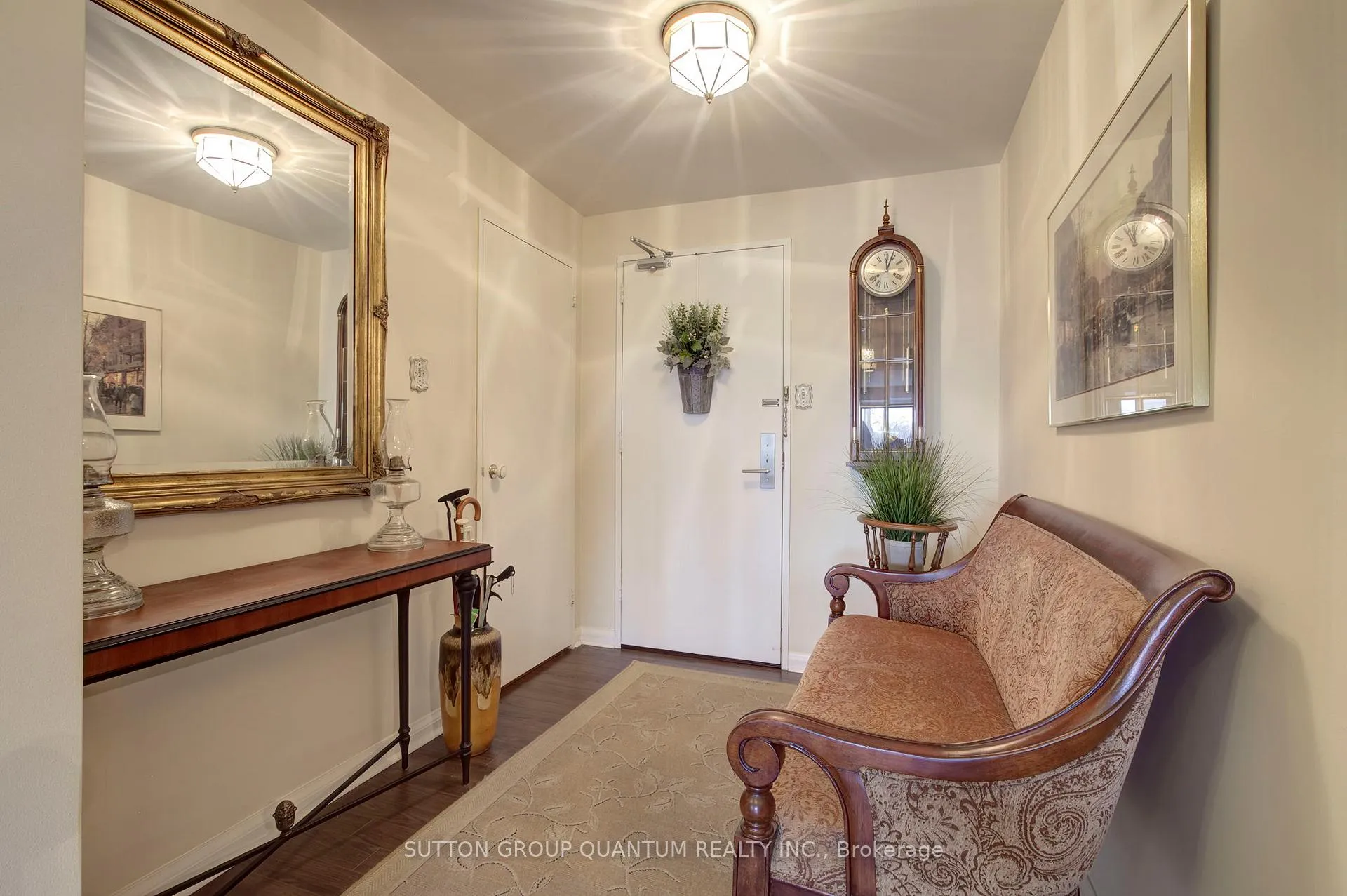 Photo 6 of Unit 616, 1400 Dixie Road, Mississauga, Lakeview — HOMEH
