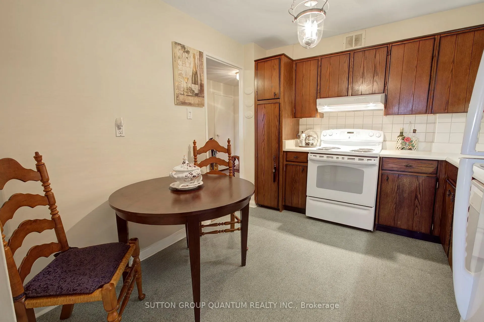 Photo 14 of Unit 616, 1400 Dixie Road, Mississauga, Lakeview — HOMEH