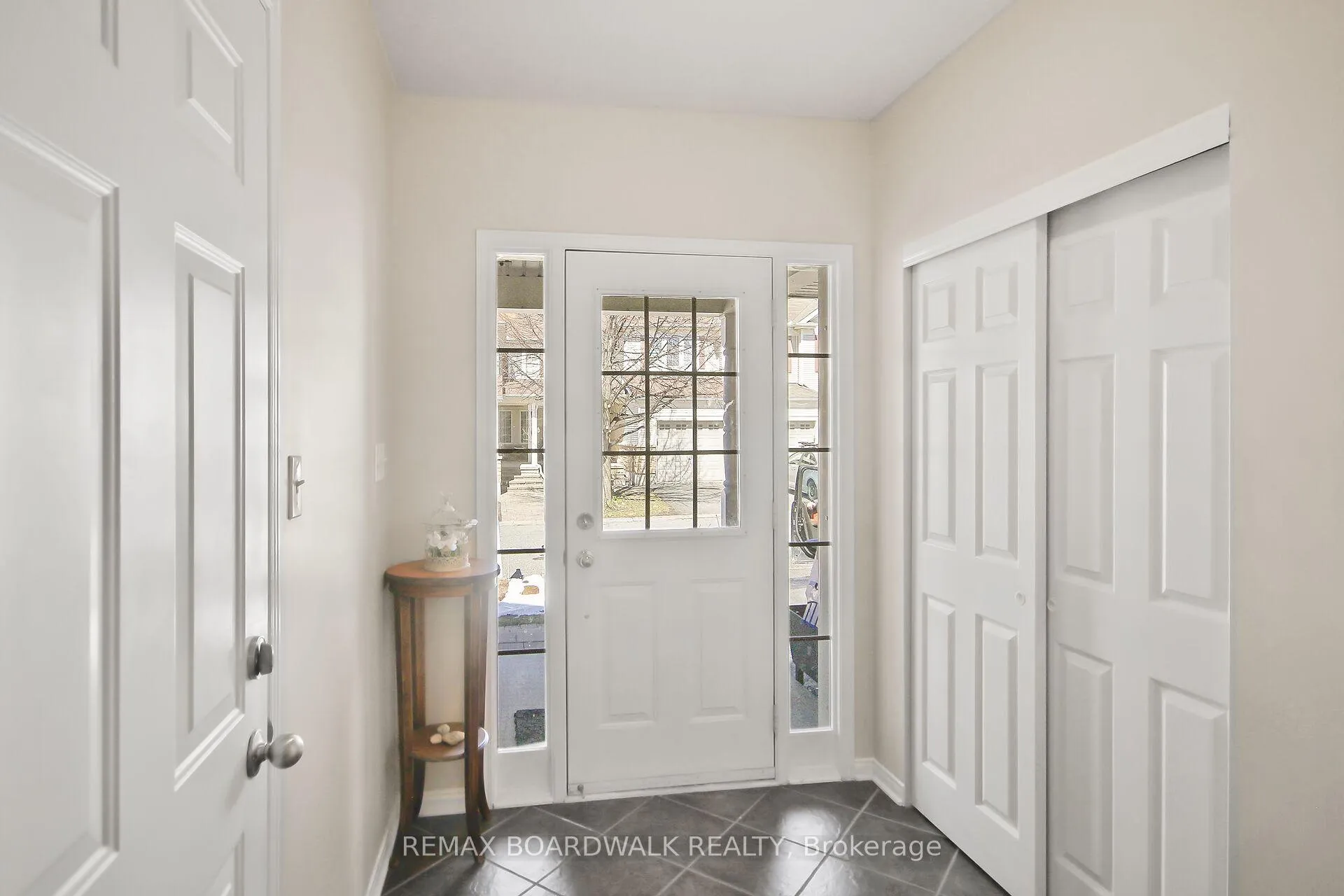 Photo 6 of 313 Silbrass Private, Ottawa, Barrhaven - Stonebridge — HOMEH