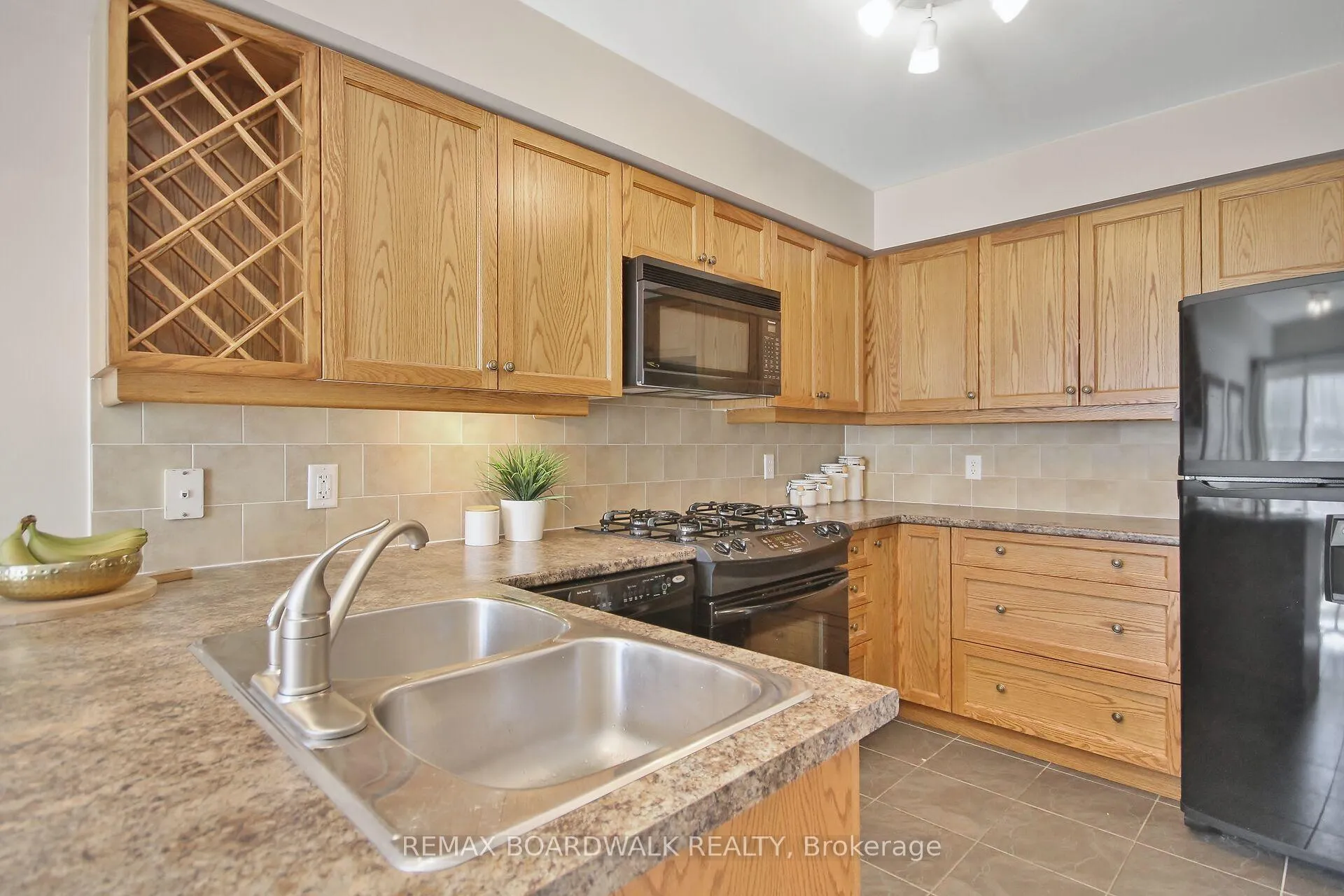 Photo 7 of 313 Silbrass Private, Ottawa, Barrhaven - Stonebridge — HOMEH