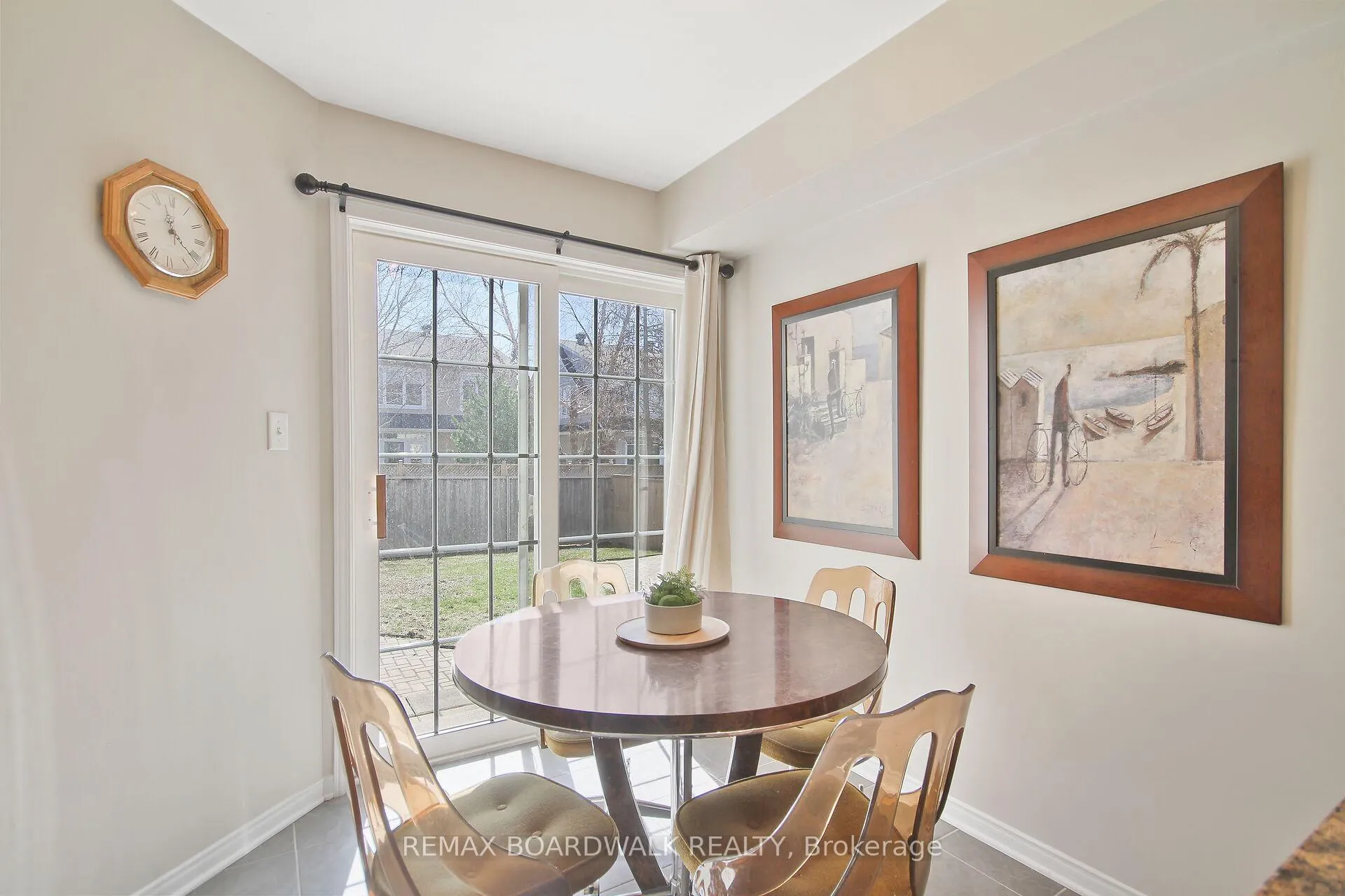 Photo 11 of 313 Silbrass Private, Ottawa, Barrhaven - Stonebridge — HOMEH
