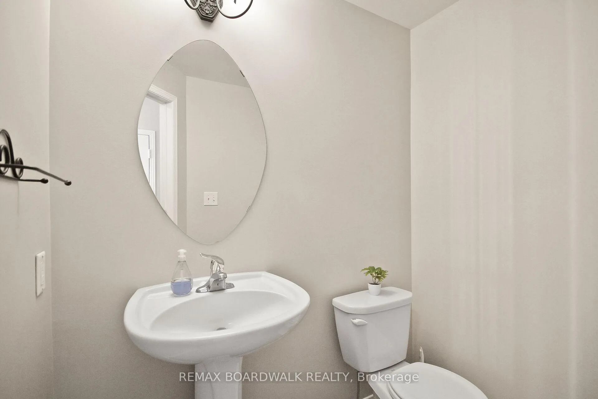 Photo 23 of 313 Silbrass Private, Ottawa, Barrhaven - Stonebridge — HOMEH