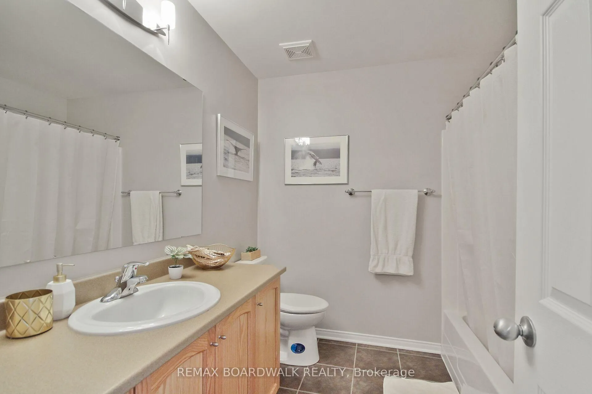Photo 32 of 313 Silbrass Private, Ottawa, Barrhaven - Stonebridge — HOMEH