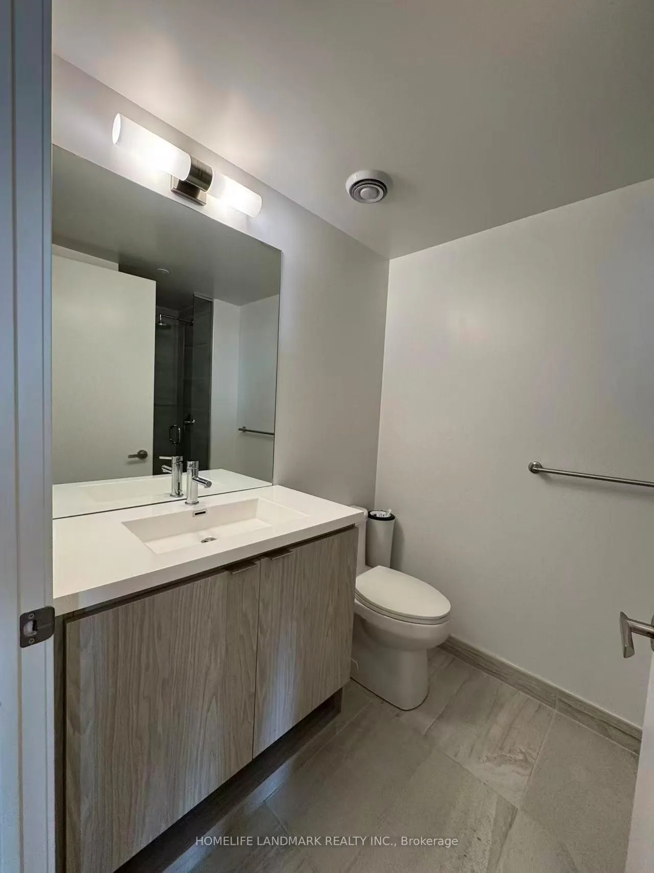 Photo 10 of Unit 2311, 55 Cooper Street, Toronto, Waterfront Communities — HOMEH