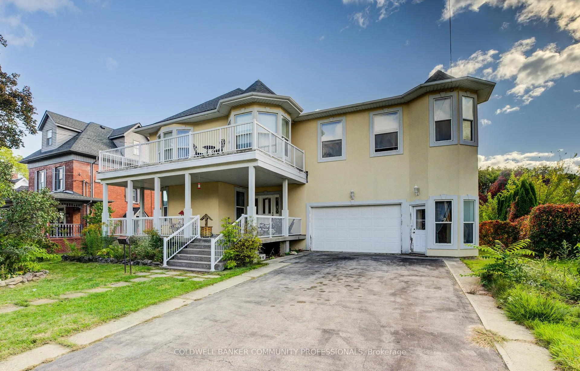 Photo 3 of 7 Robinson Street S, Grimsby, Grimsby East — HOMEH