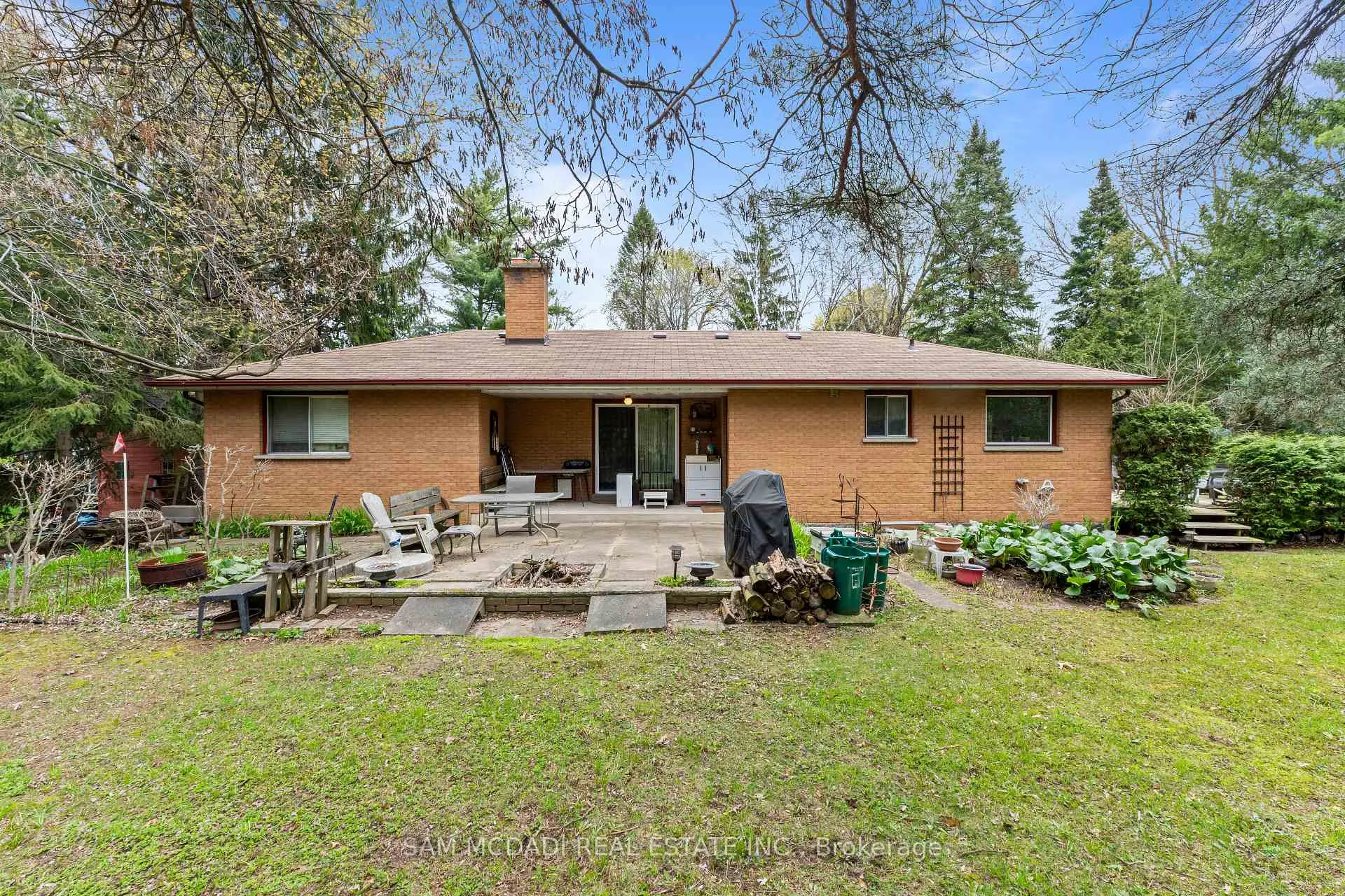 Photo 8 of 1484 Indian Road, Mississauga, Lorne Park — HOMEH